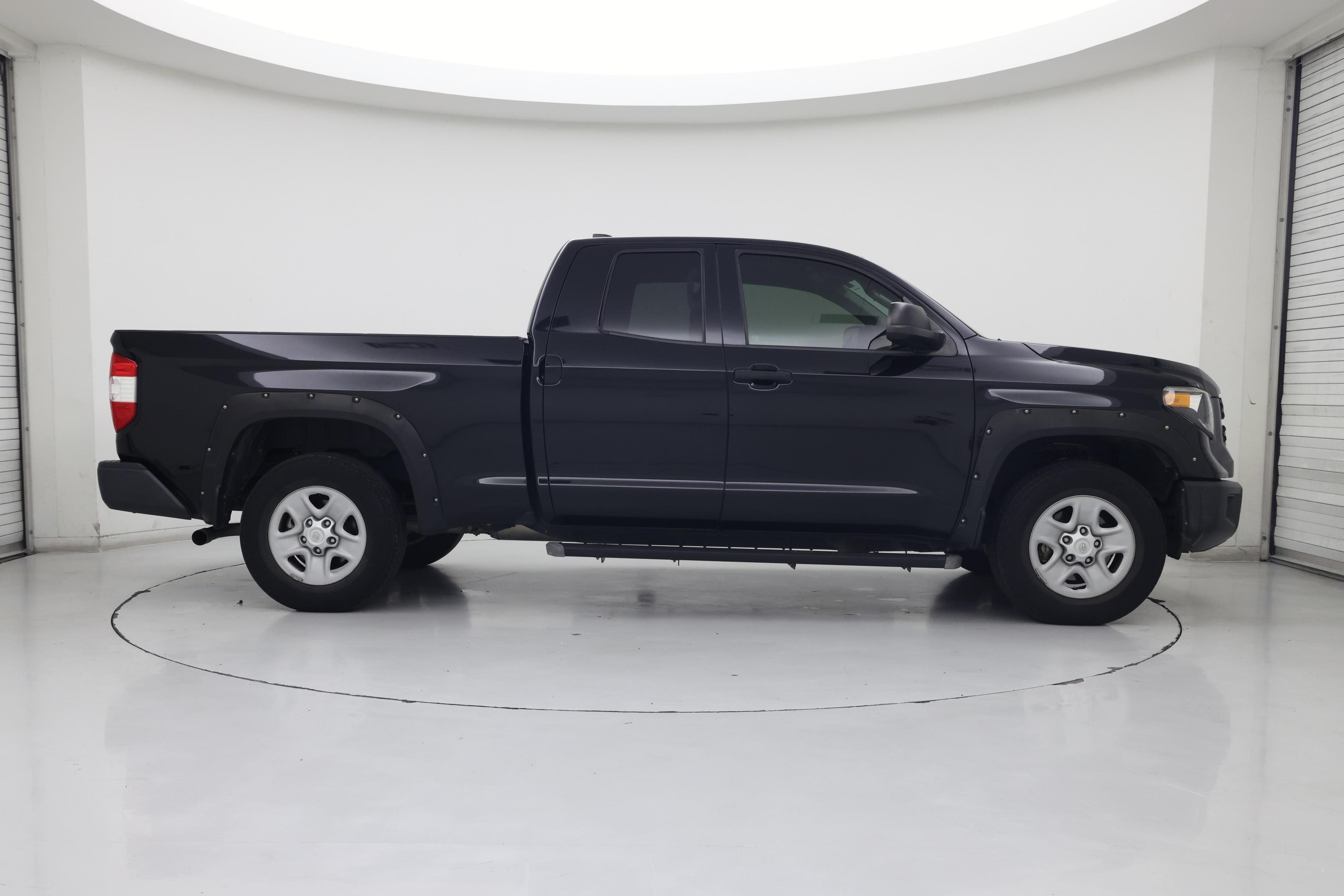 Thumbnail: 2021 Toyota Tundra - 7