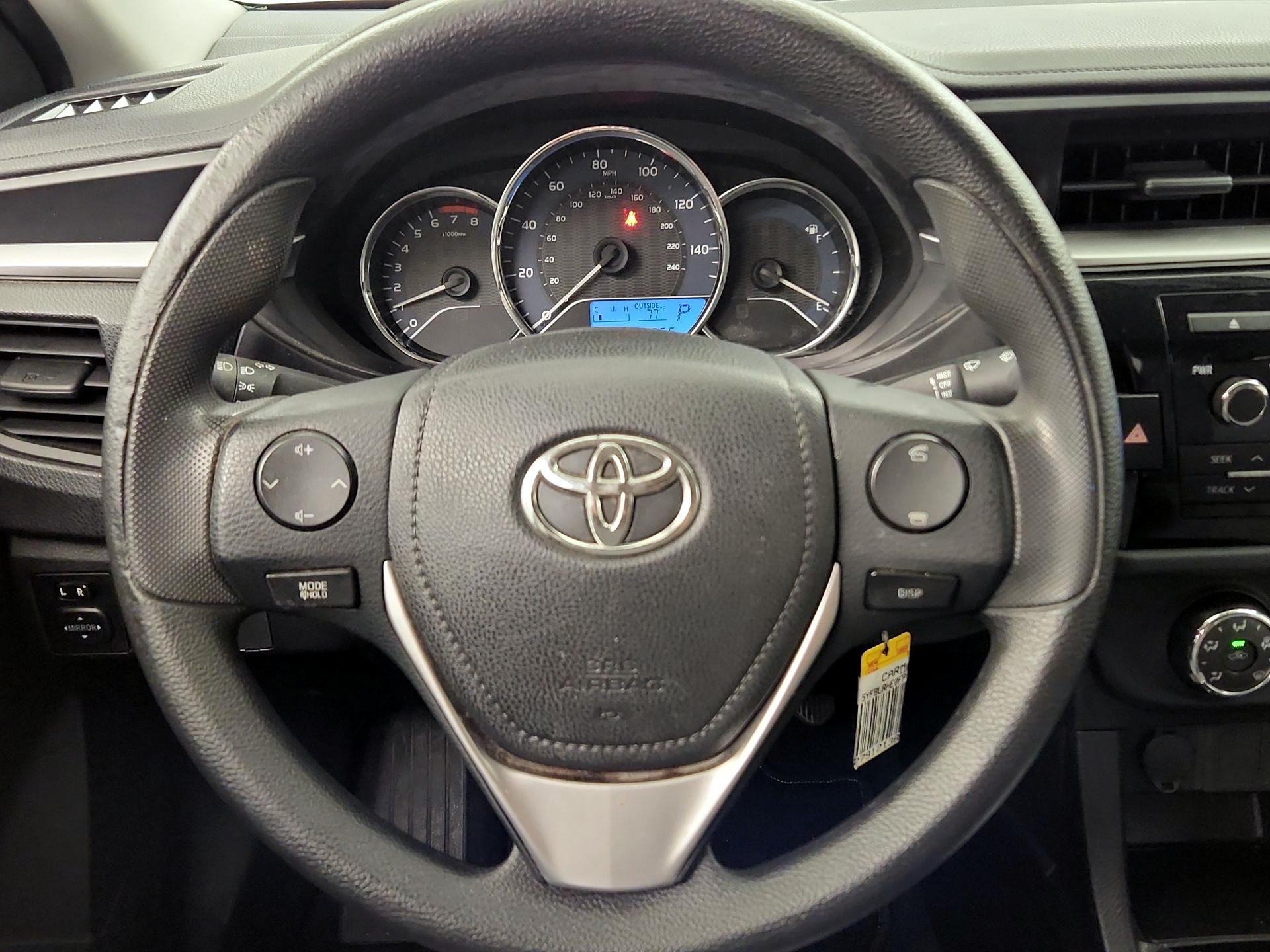 Thumbnail: 2015 Toyota Corolla - 10