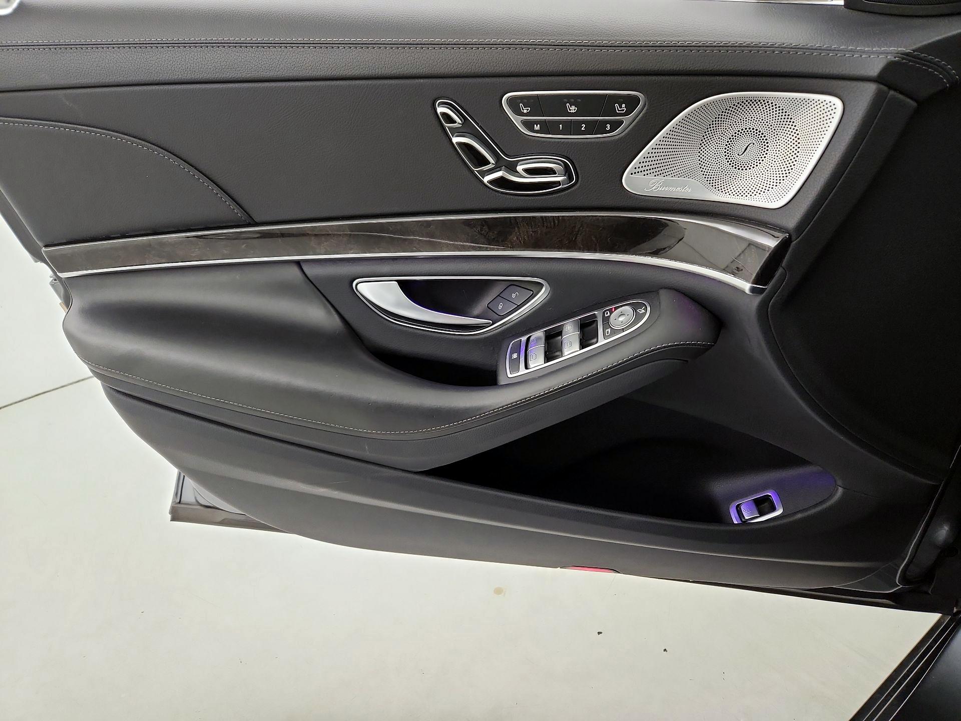 Thumbnail: 2019 Mercedes-Benz S-Class - 12