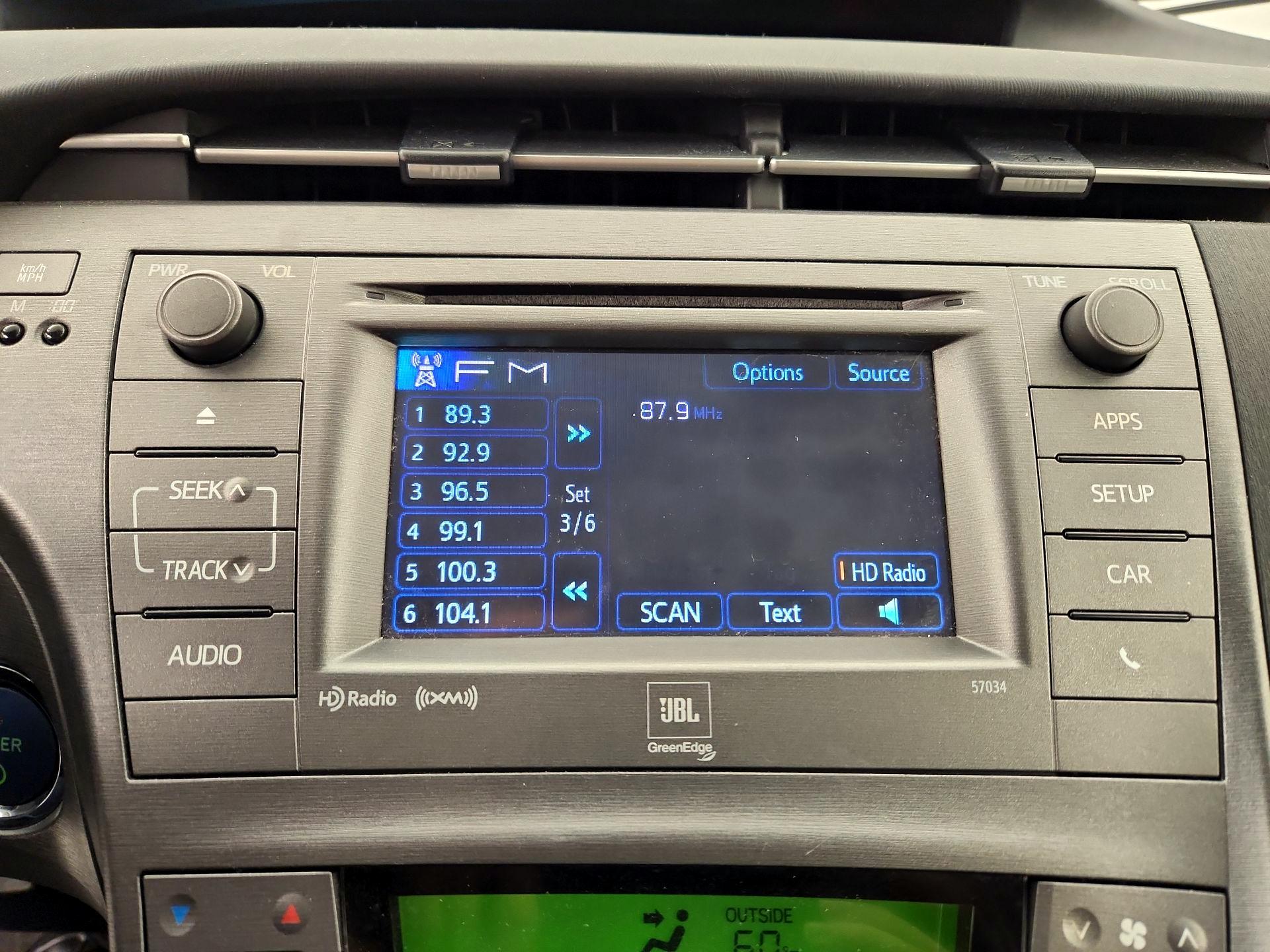 Thumbnail: 2014 Toyota Prius - 15