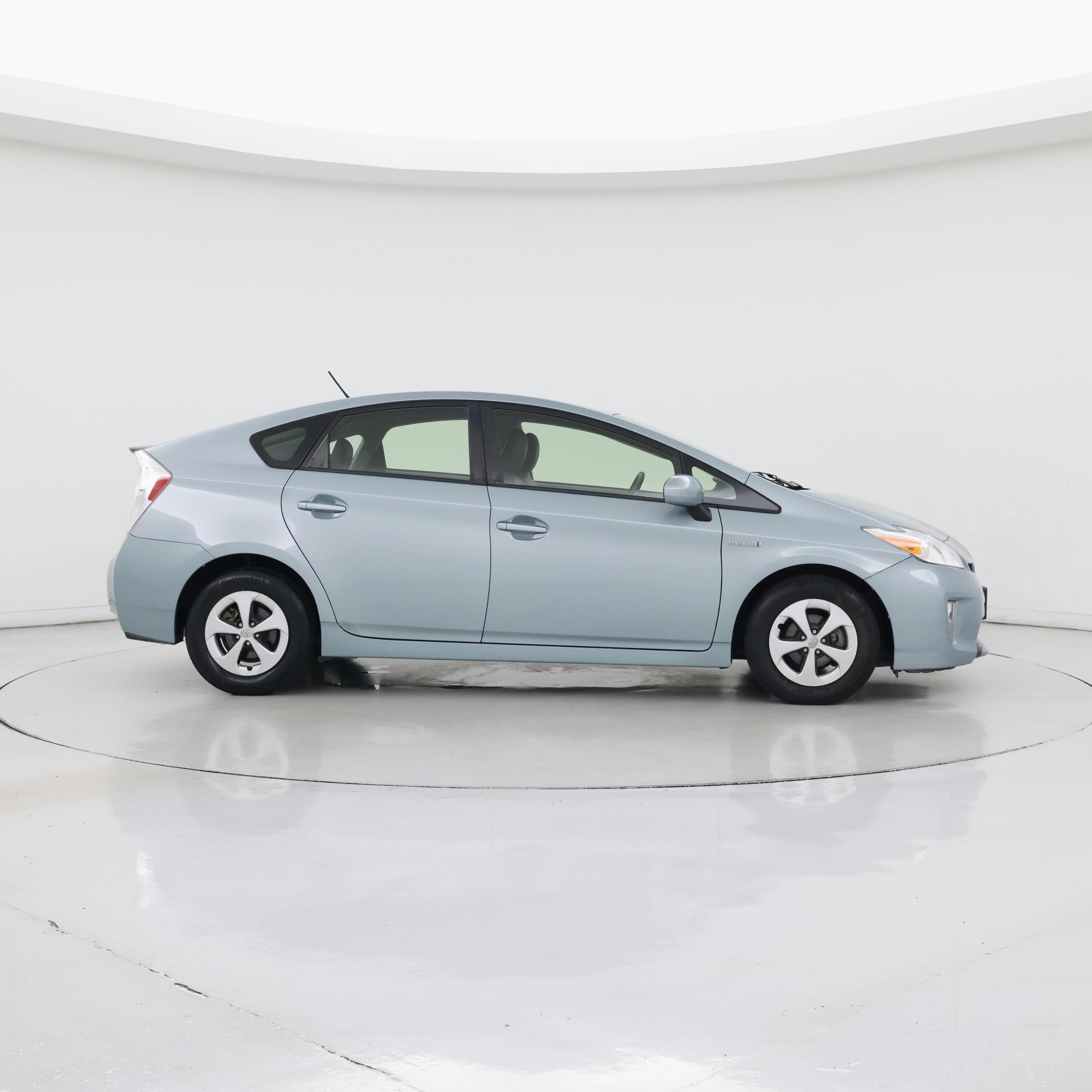 Thumbnail: 2014 Toyota Prius - 7