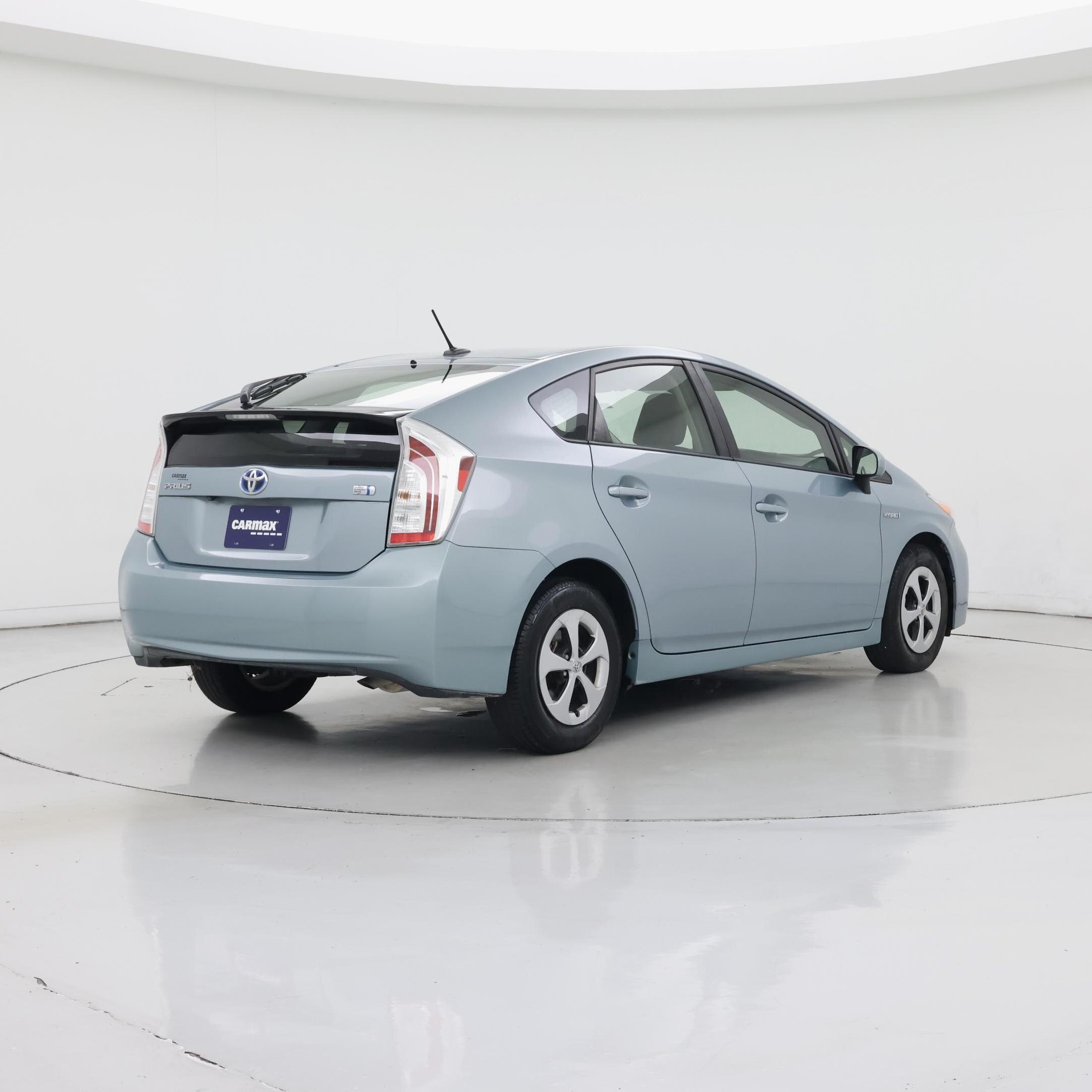 Thumbnail: 2014 Toyota Prius - 8