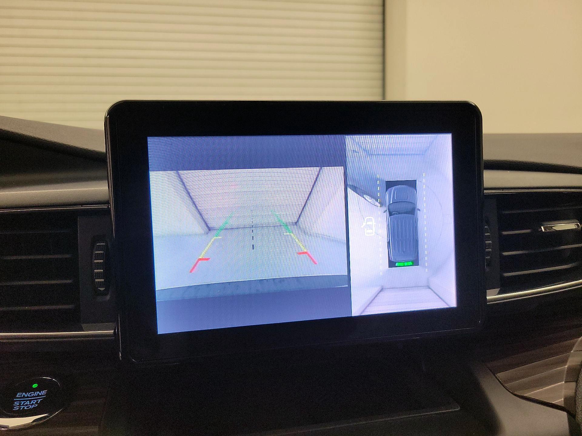 Thumbnail: 2020 Ford Explorer - 15