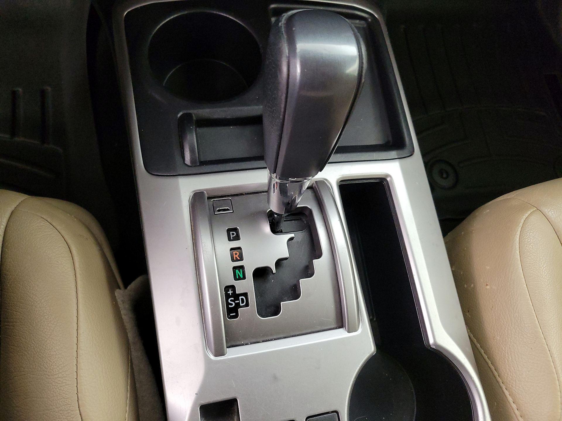 Thumbnail: 2018 Toyota 4Runner - 17