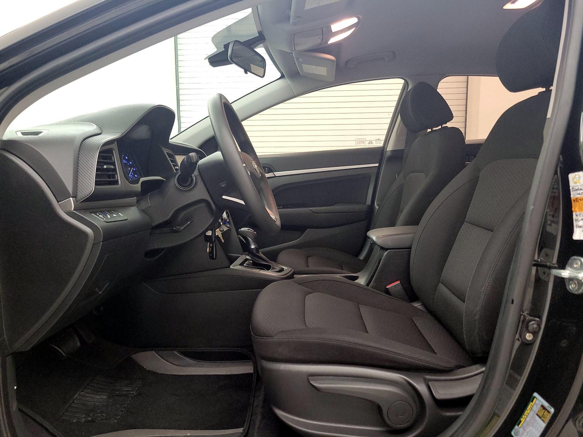 Thumbnail: 2019 Hyundai Elantra - 11