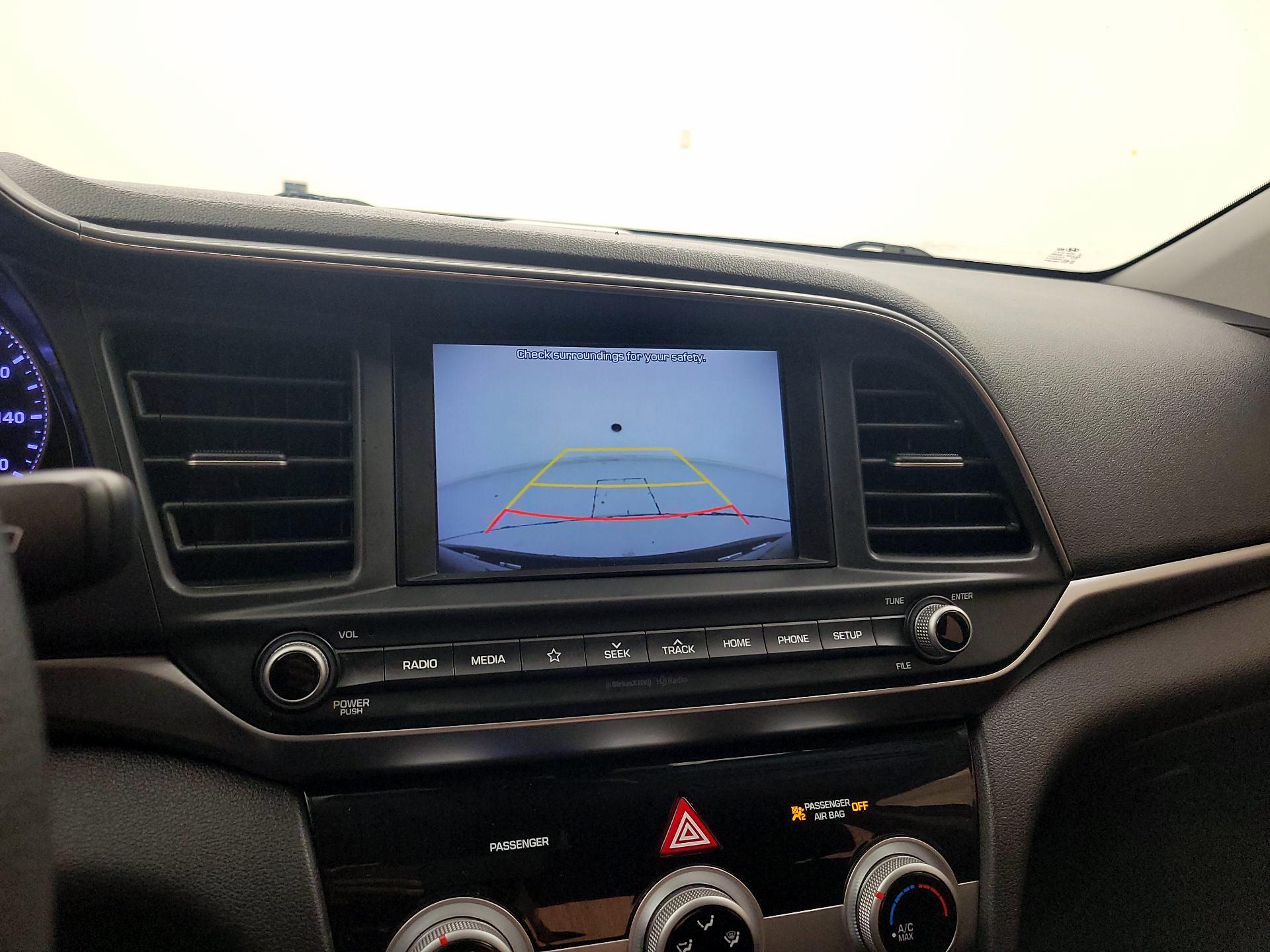 Thumbnail: 2019 Hyundai Elantra - 14