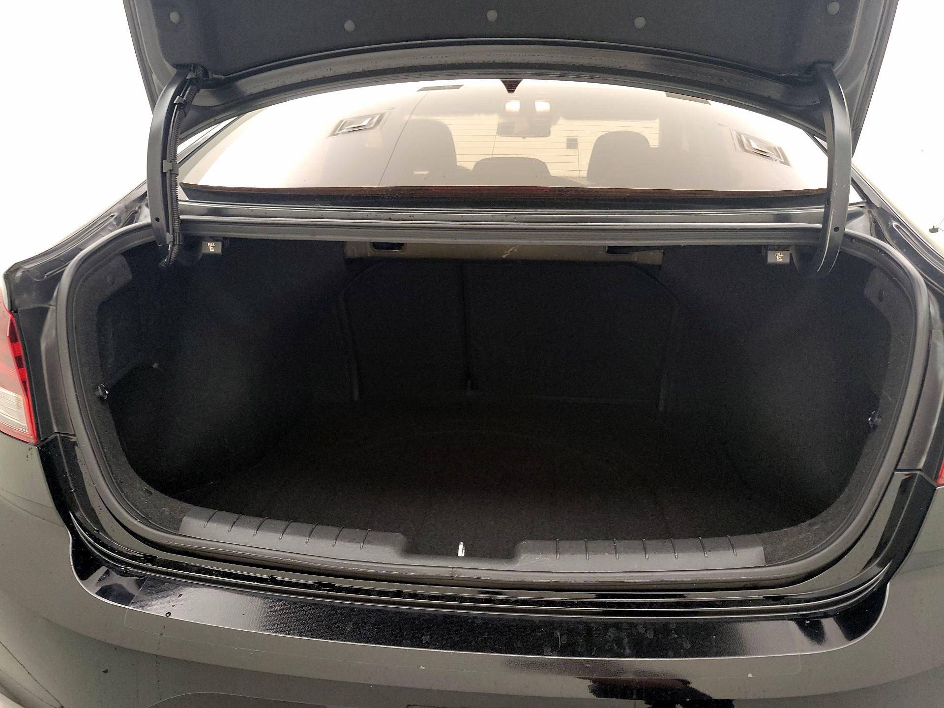 Thumbnail: 2019 Hyundai Elantra - 20