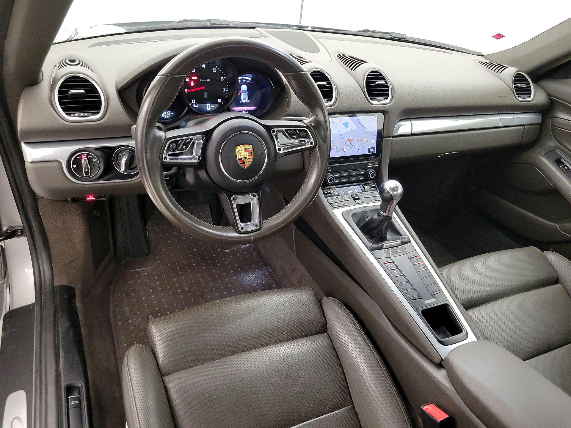 Thumbnail: 2017 Porsche 718 Cayman - 9