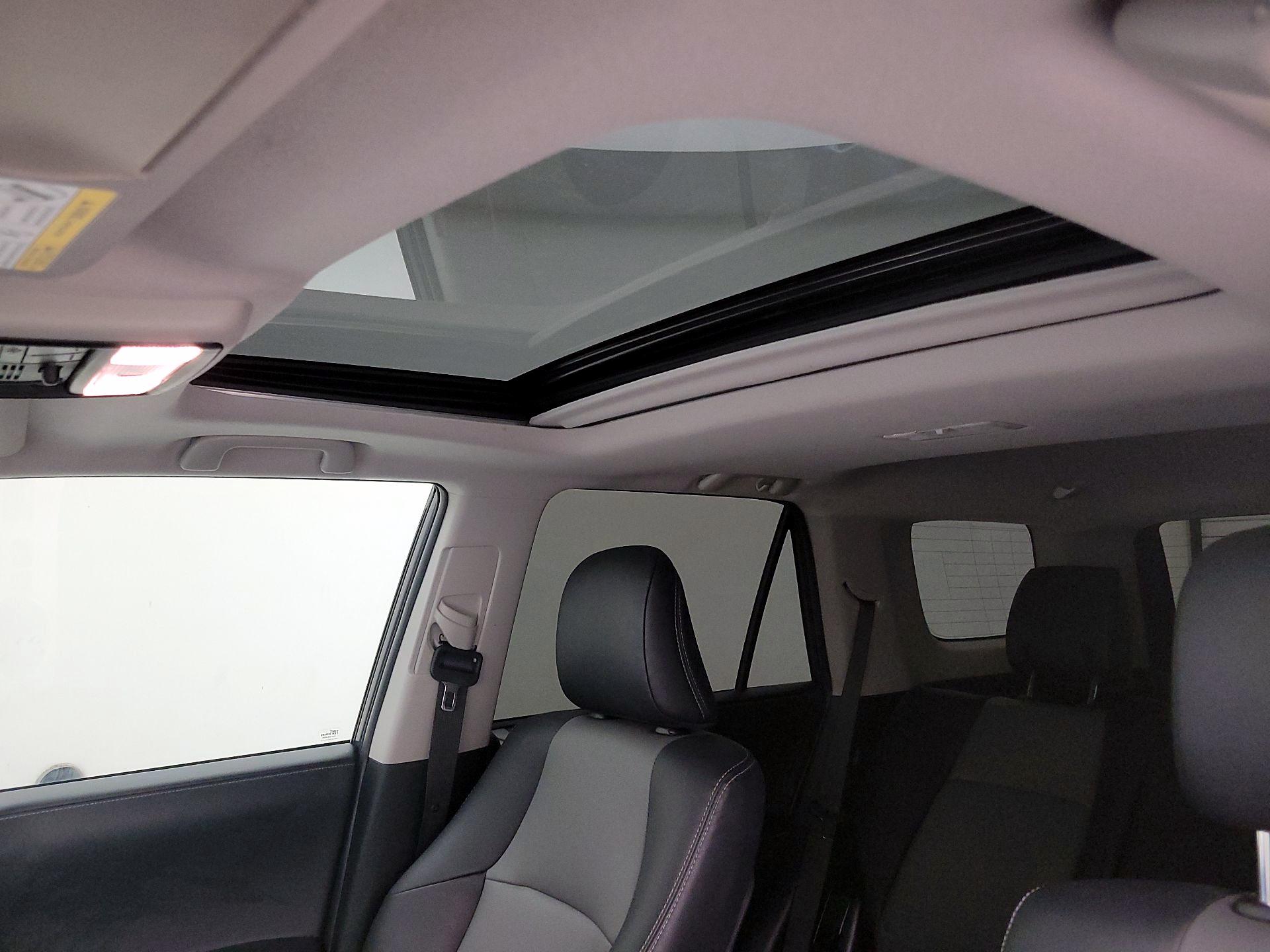 Thumbnail: 2022 Toyota 4Runner - 20