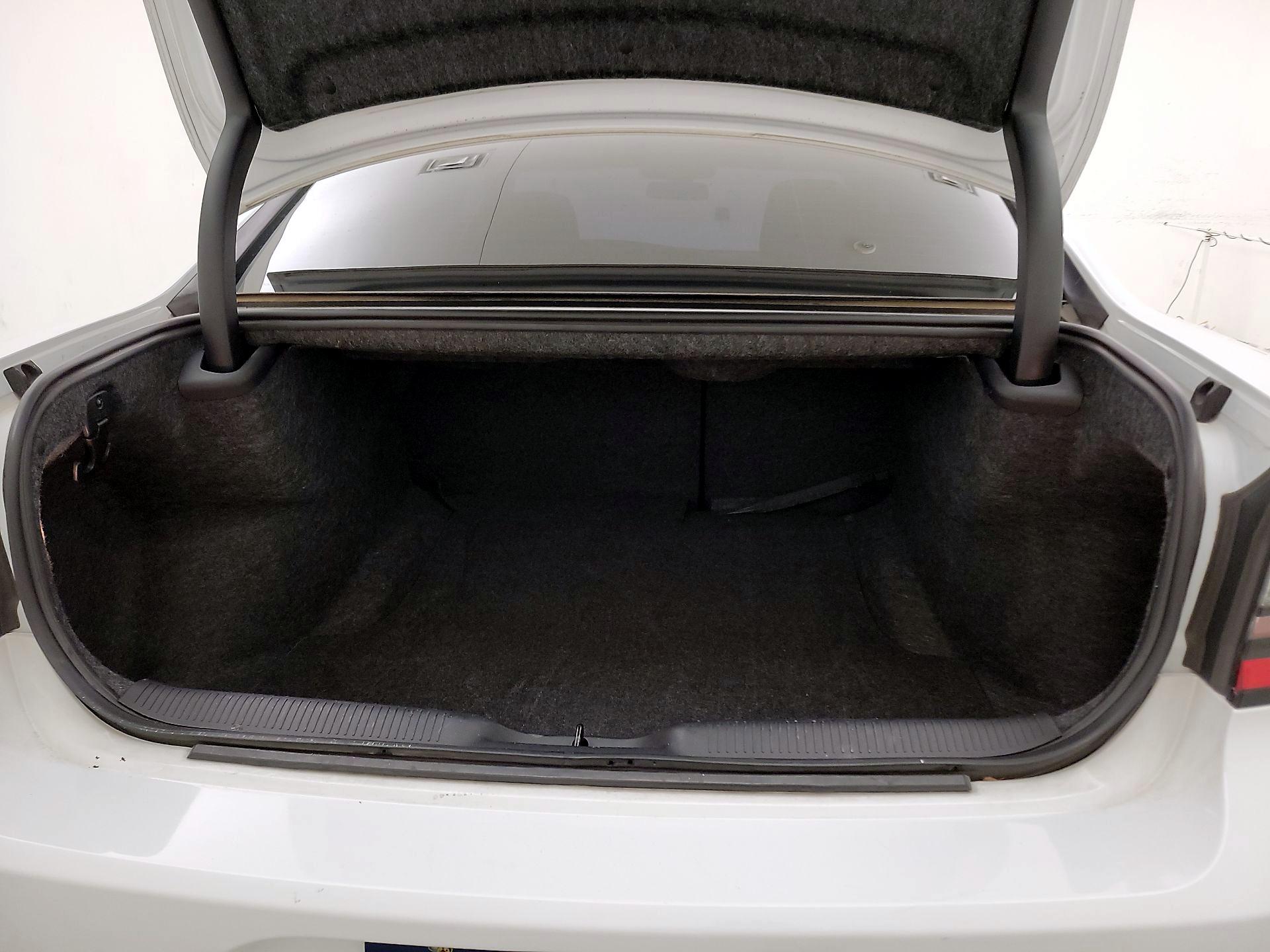 Thumbnail: 2020 Dodge Charger - 20