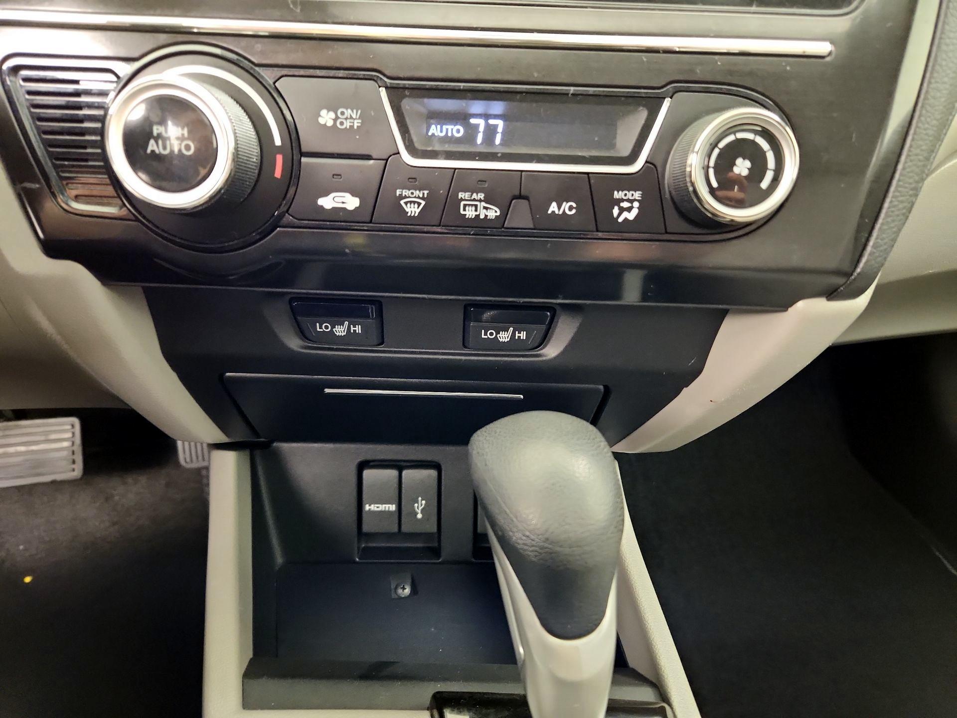 Thumbnail: 2015 Honda Civic - 16