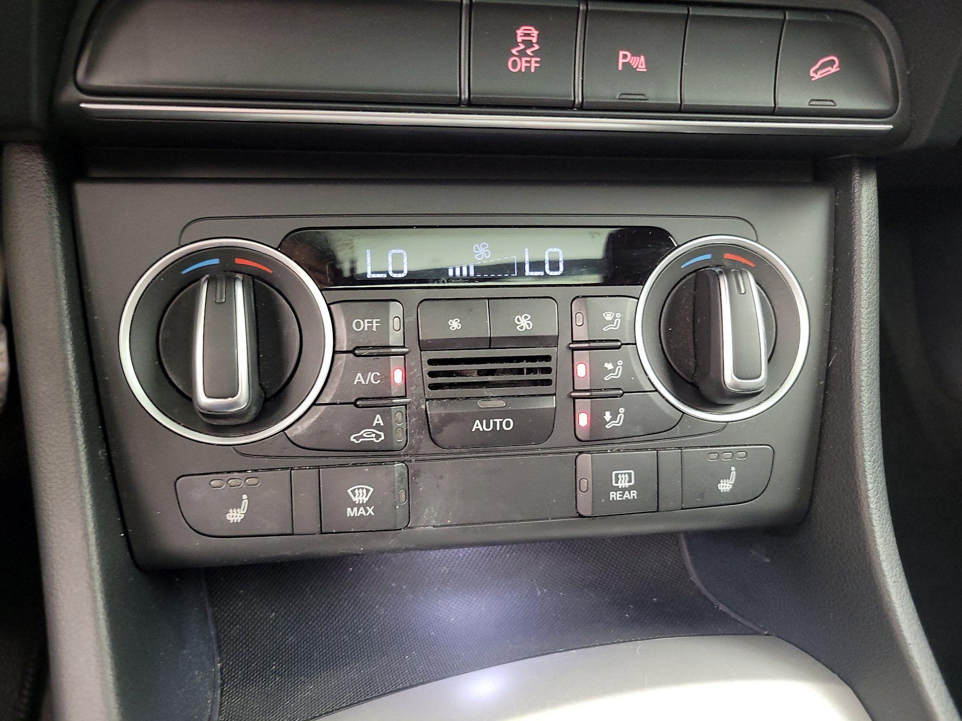 Thumbnail: 2018 Audi Q3 - 16