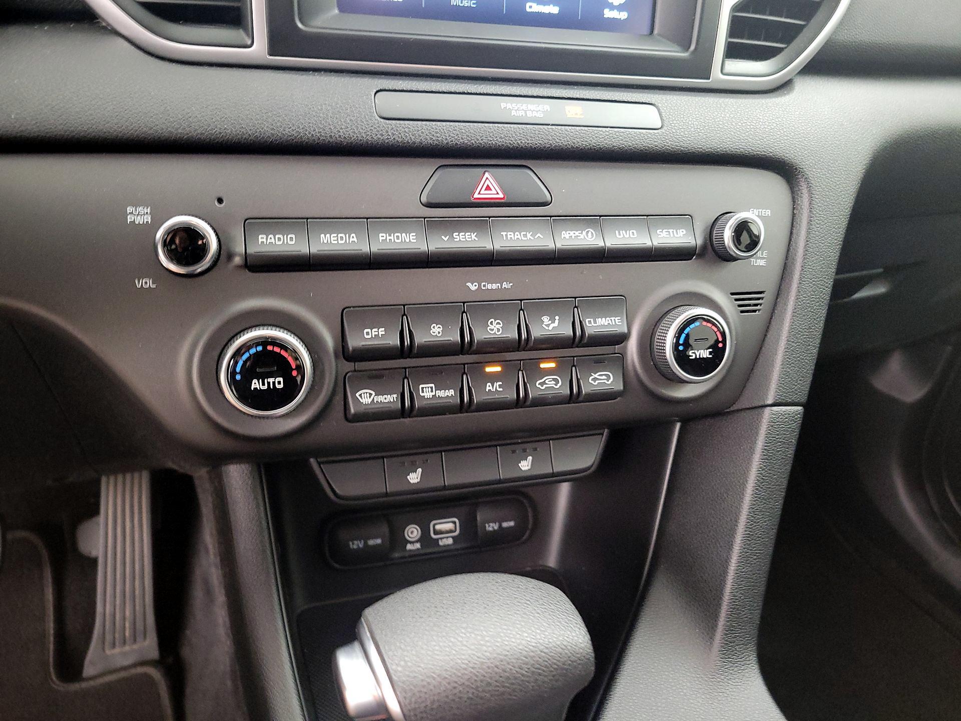 Thumbnail: 2017 Kia Sportage - 16