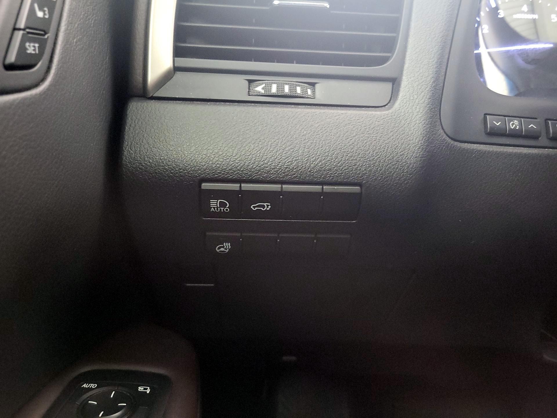 Thumbnail: 2017 Lexus RX - 13