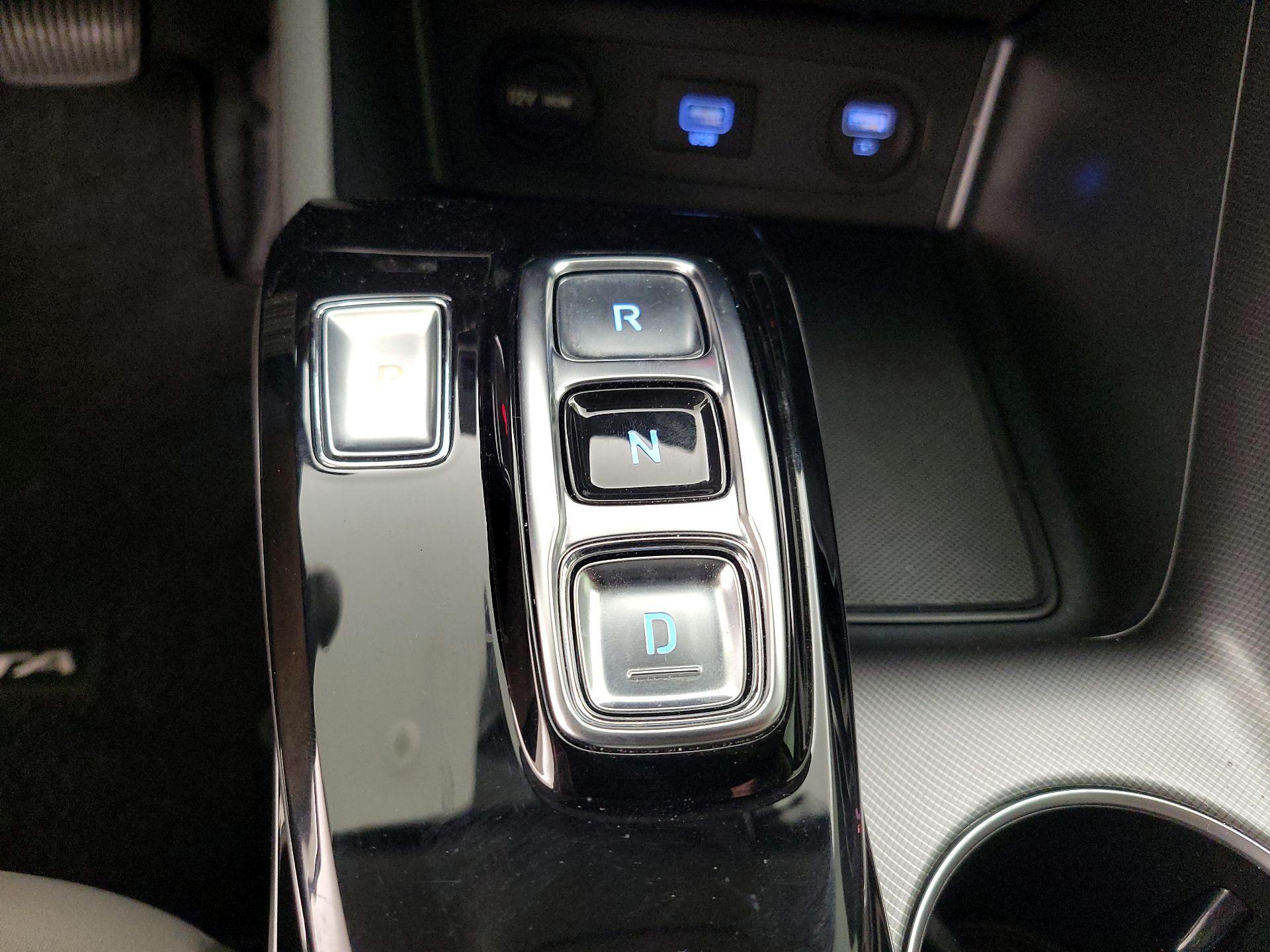 Thumbnail: 2023 Hyundai Sonata - 17