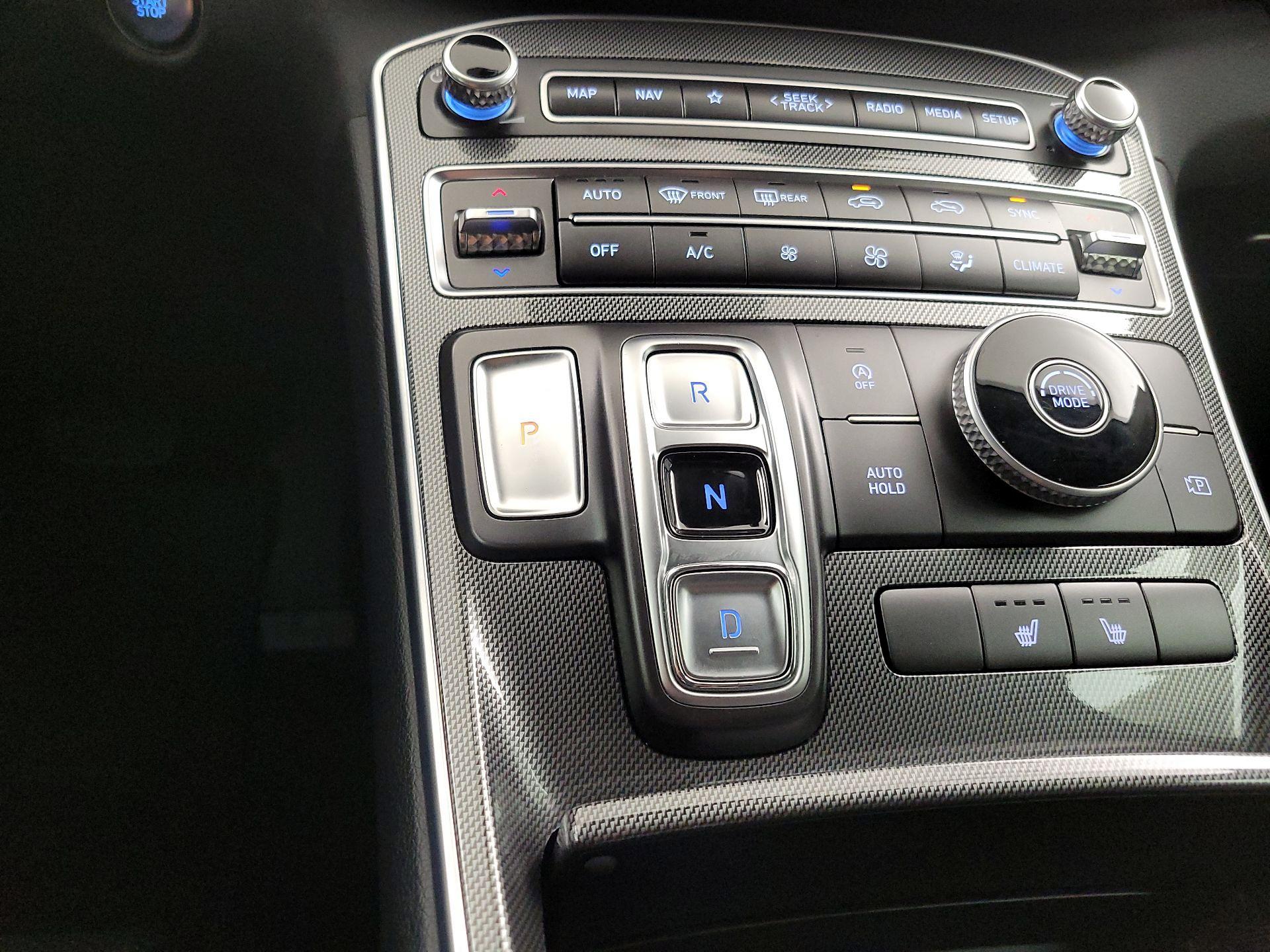 Thumbnail: 2023 Hyundai Santa Fe - 18