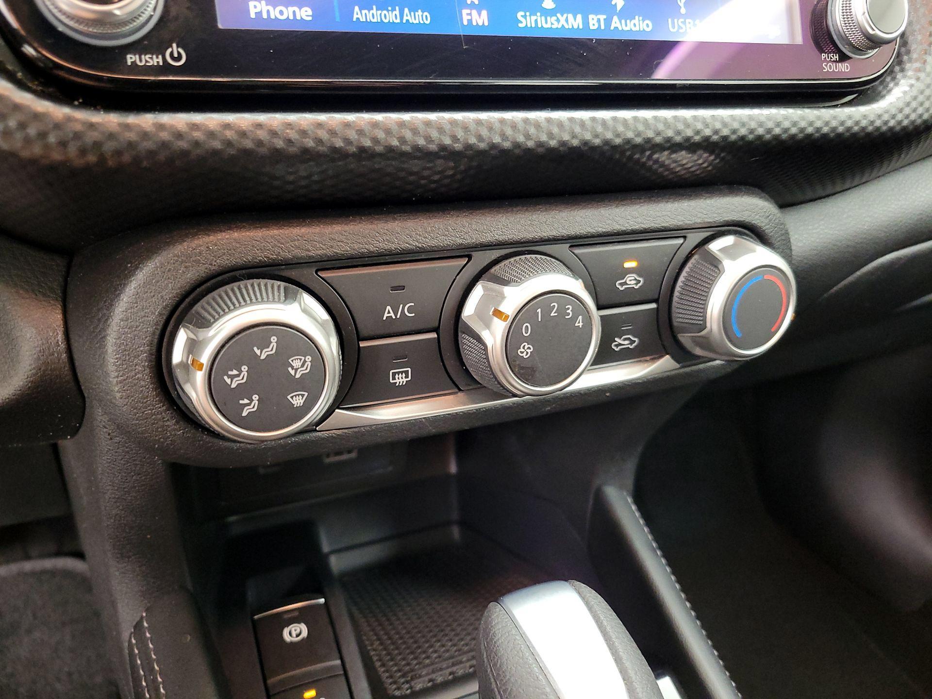 Thumbnail: 2023 Nissan Kicks - 15