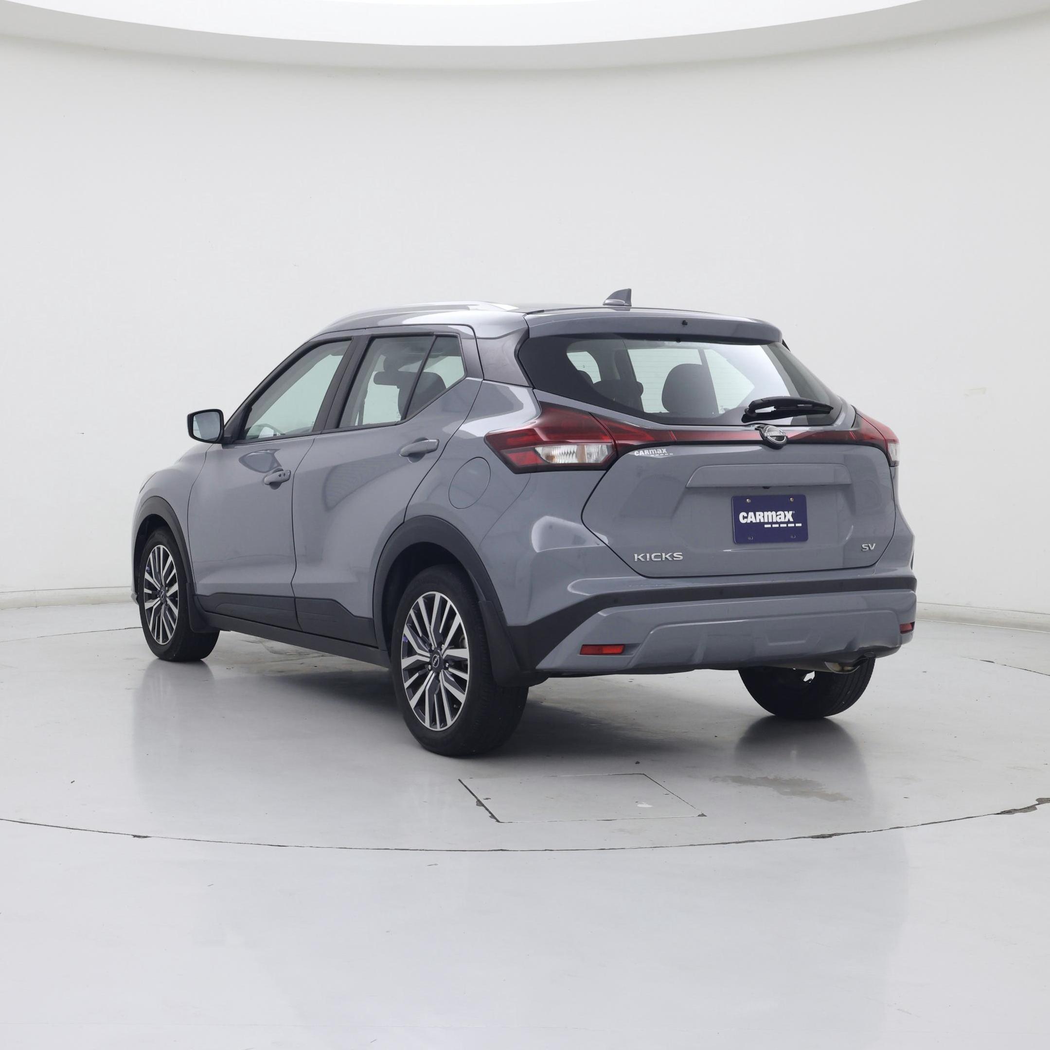 Thumbnail: 2023 Nissan Kicks - 2