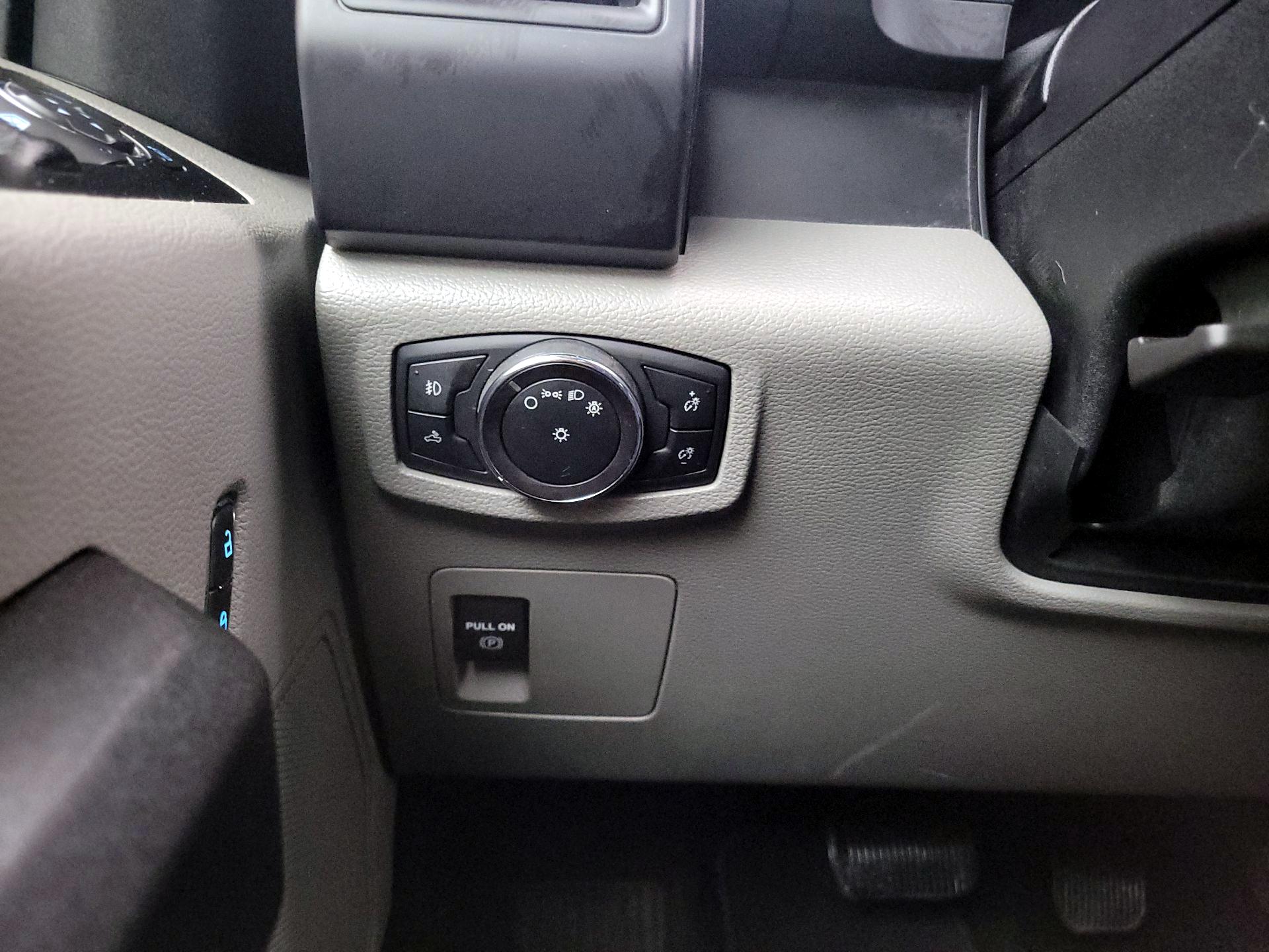 Thumbnail: 2018 Ford F-150 - 13