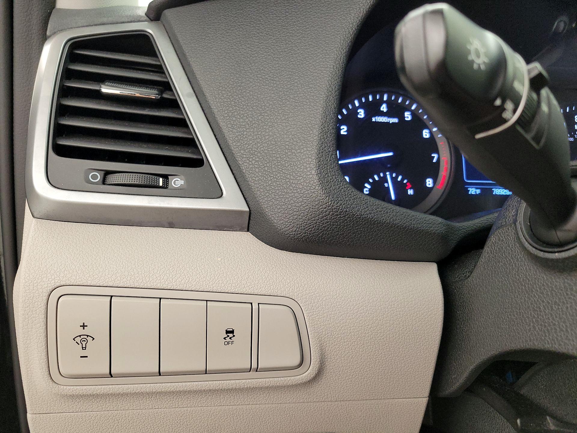 Thumbnail: 2018 Hyundai Tucson - 13