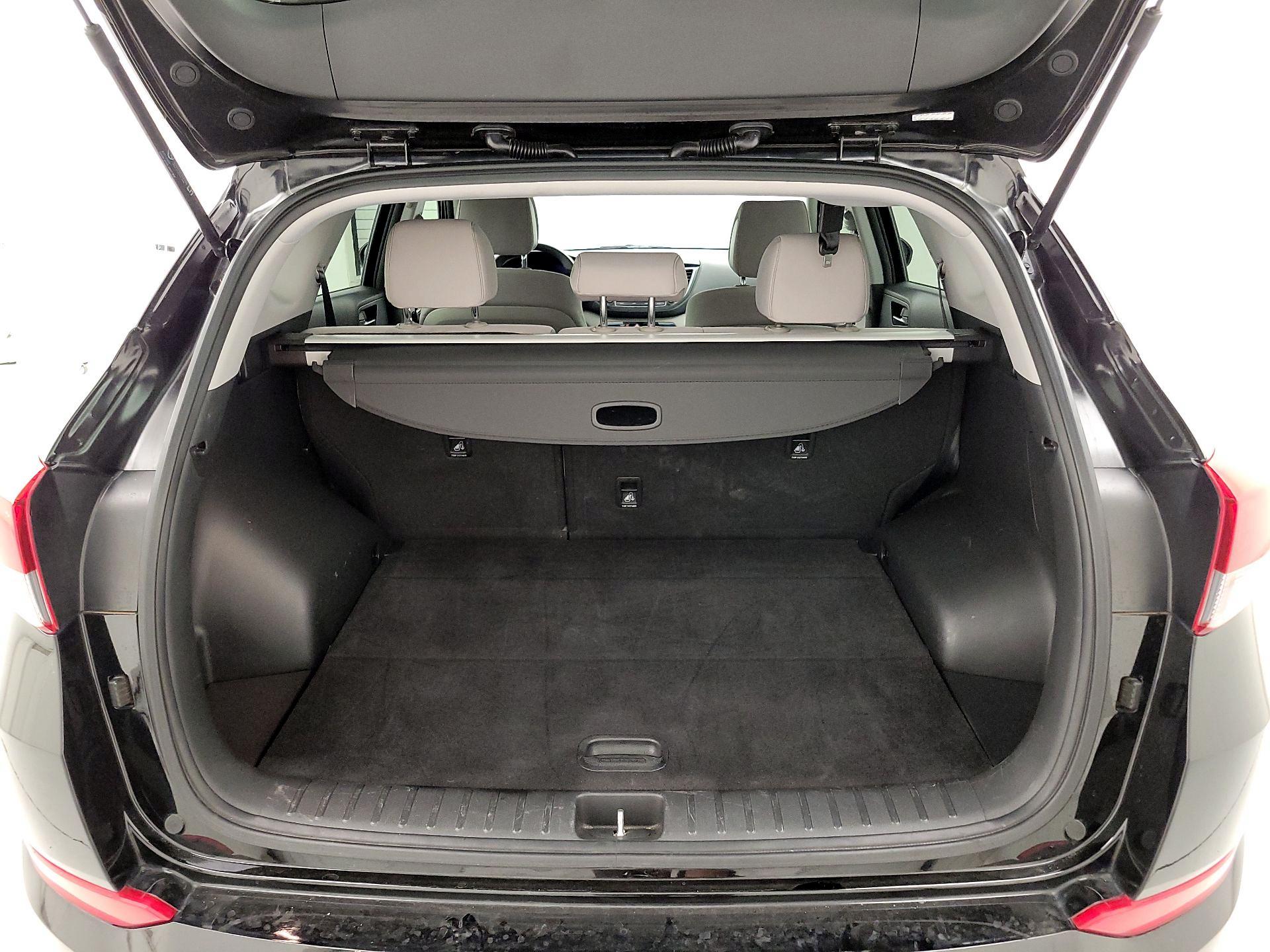 Thumbnail: 2018 Hyundai Tucson - 20