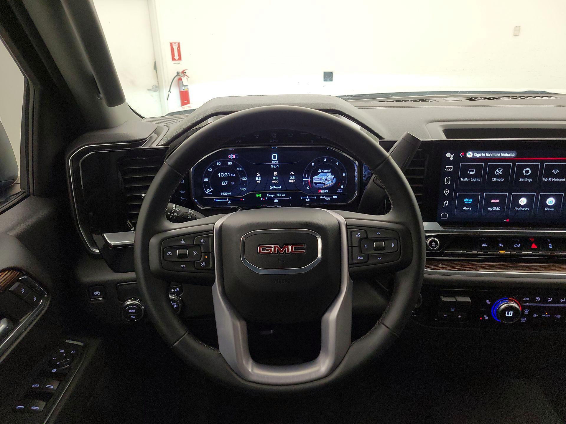 Thumbnail: 2025 GMC Sierra 1500 - 10