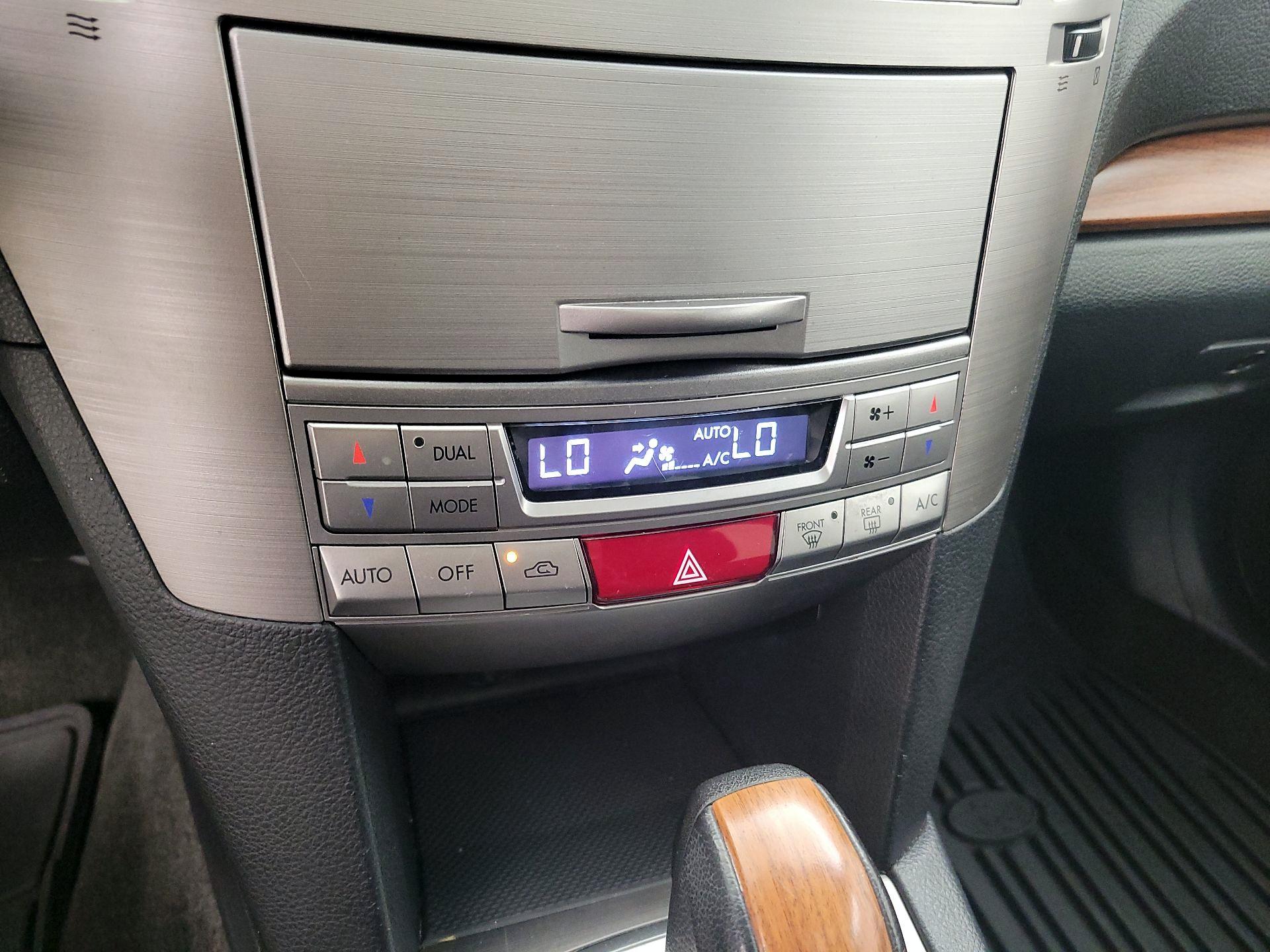 Thumbnail: 2014 Subaru Outback - 16