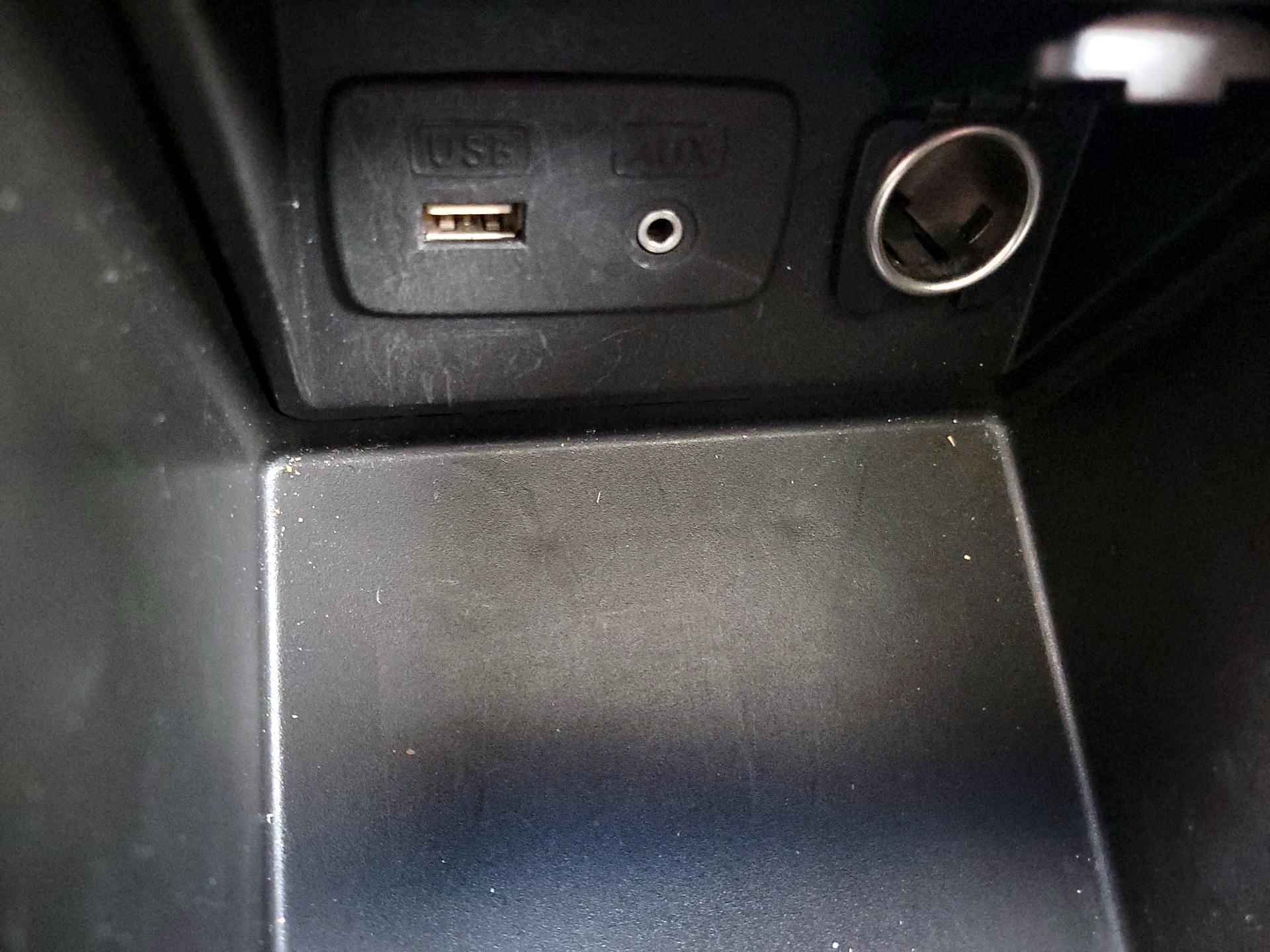 Thumbnail: 2014 Subaru Outback - 18