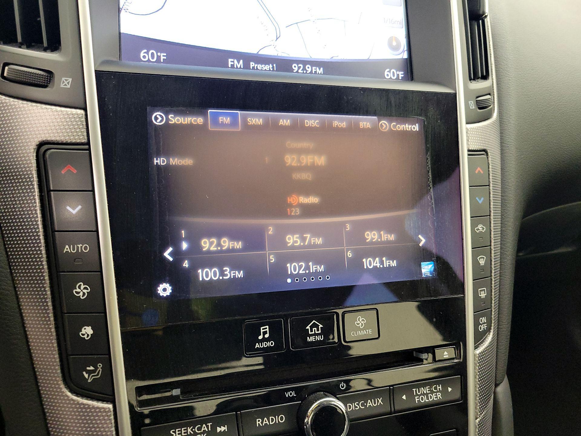 Thumbnail: 2015 INFINITI Q50 - 16