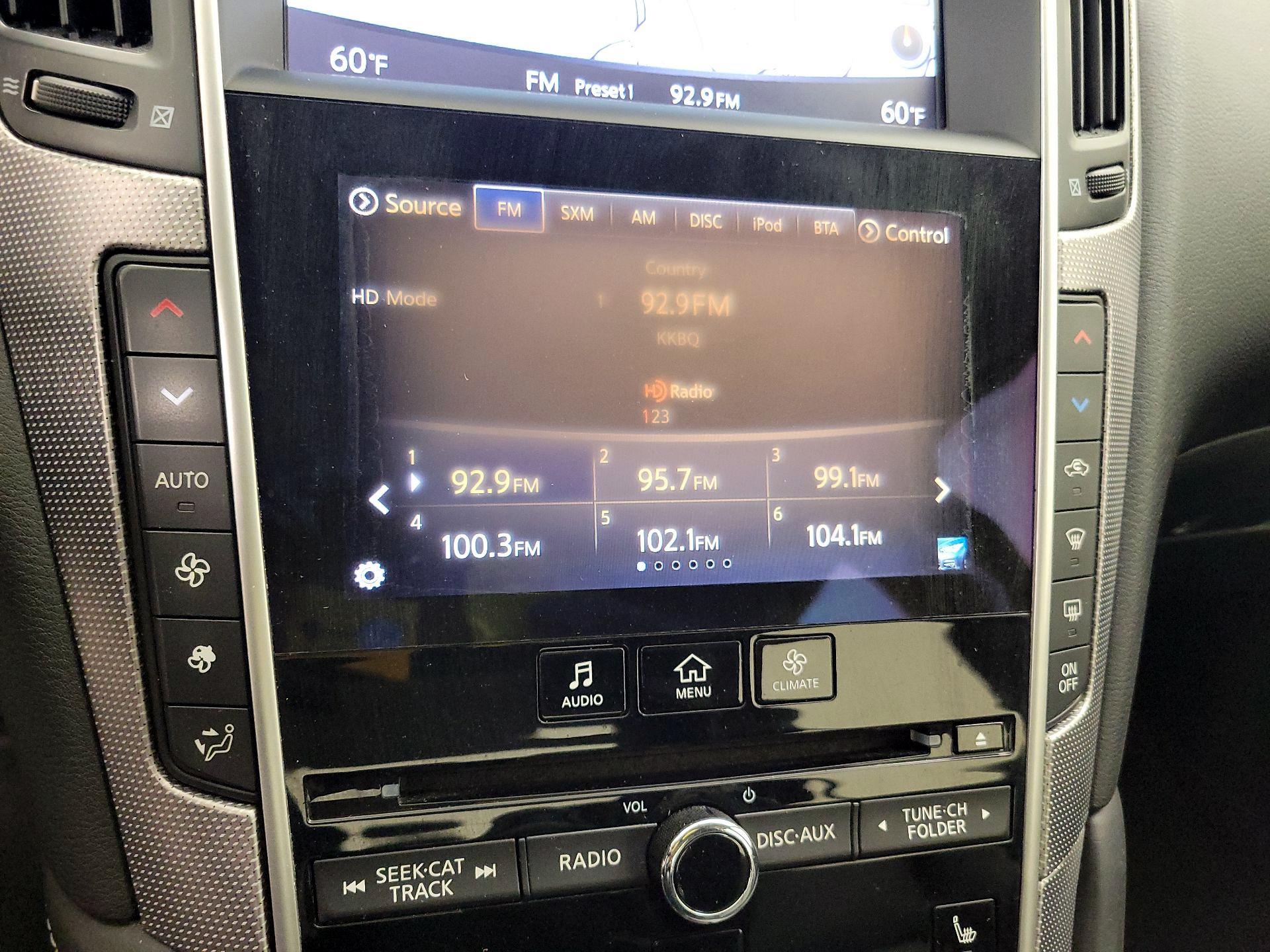 Thumbnail: 2015 INFINITI Q50 - 17