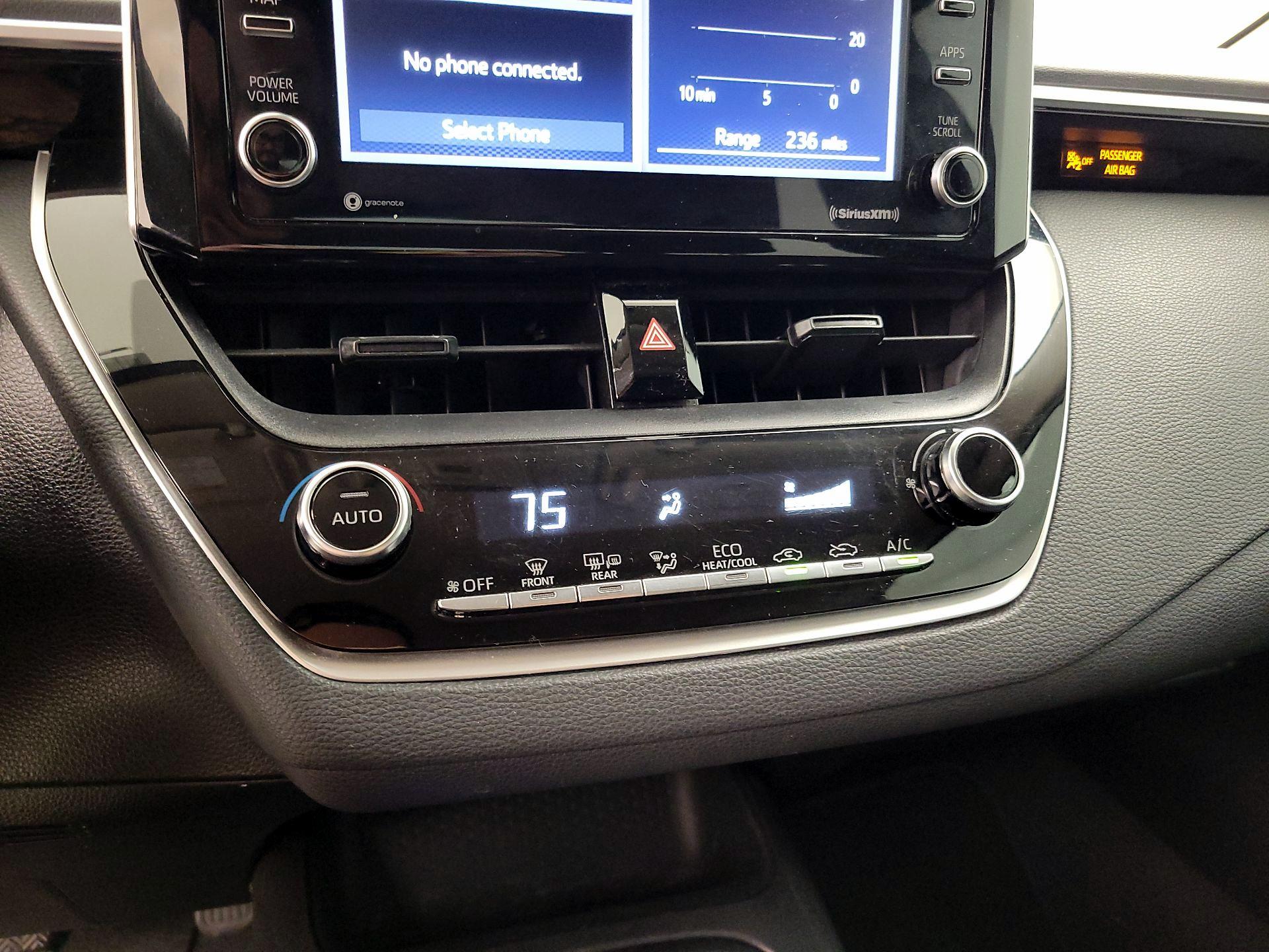 Thumbnail: 2021 Toyota Corolla - 16