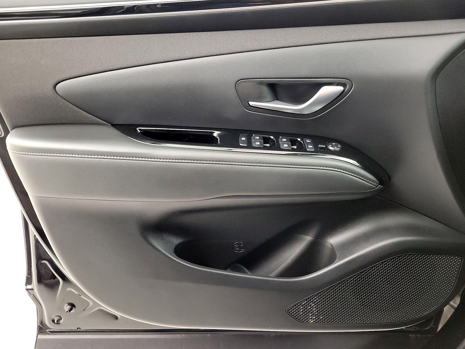 Thumbnail: 2022 Hyundai Tucson - 12