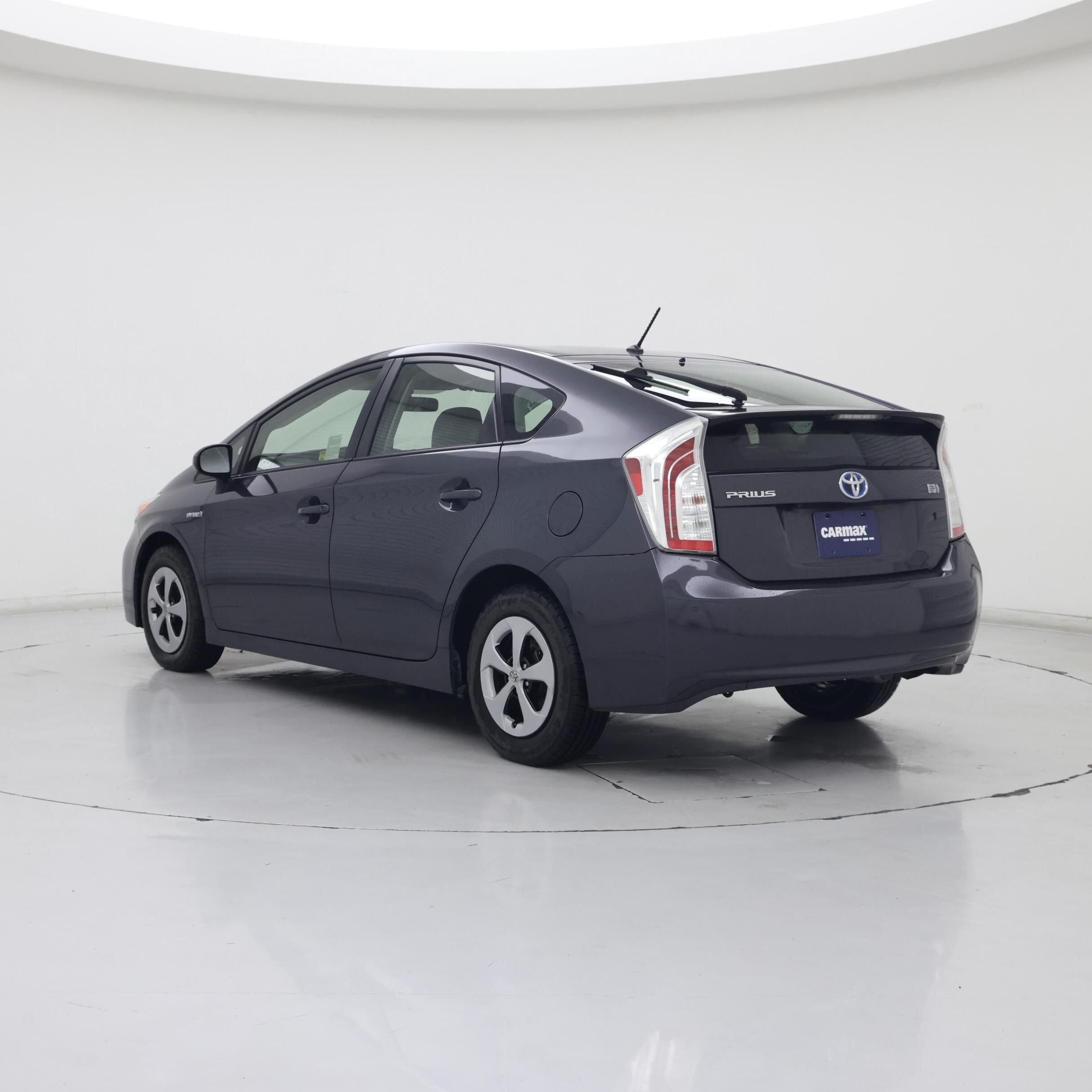 Thumbnail: 2015 Toyota Prius - 2