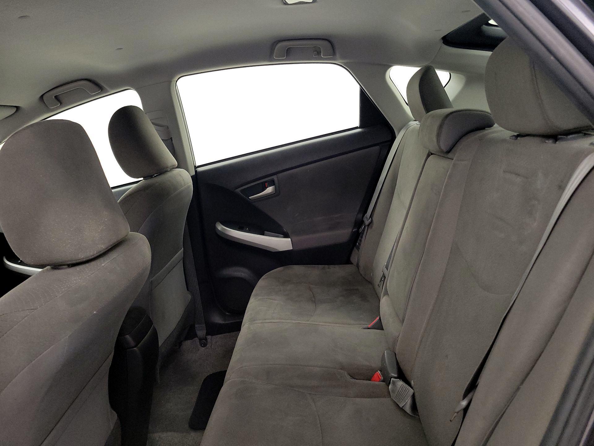 Thumbnail: 2015 Toyota Prius - 19