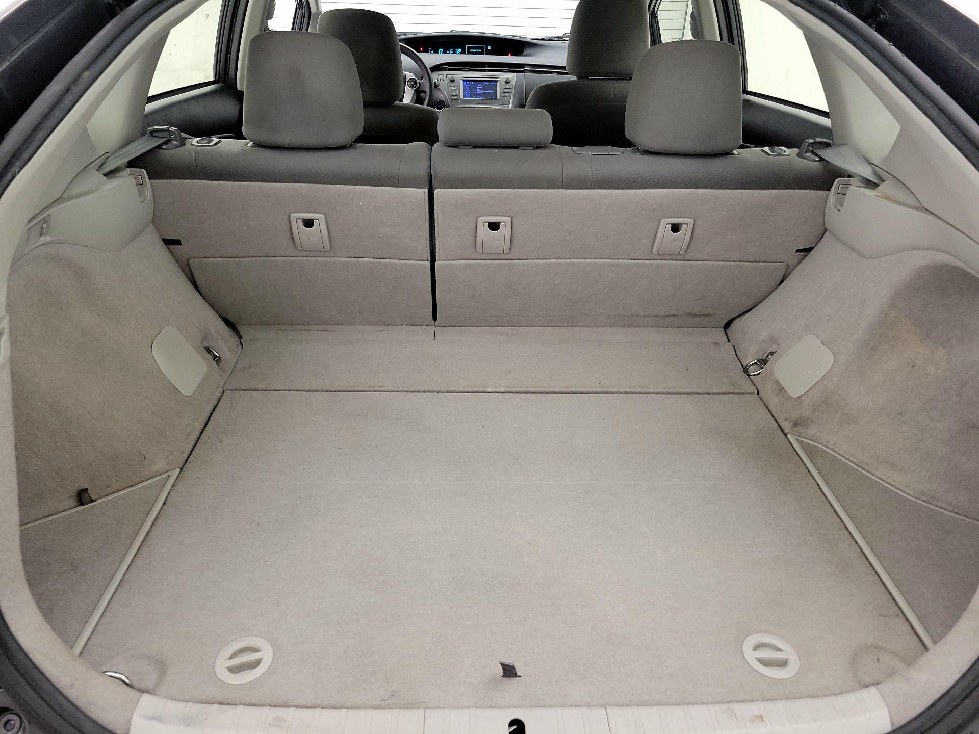 Thumbnail: 2015 Toyota Prius - 20