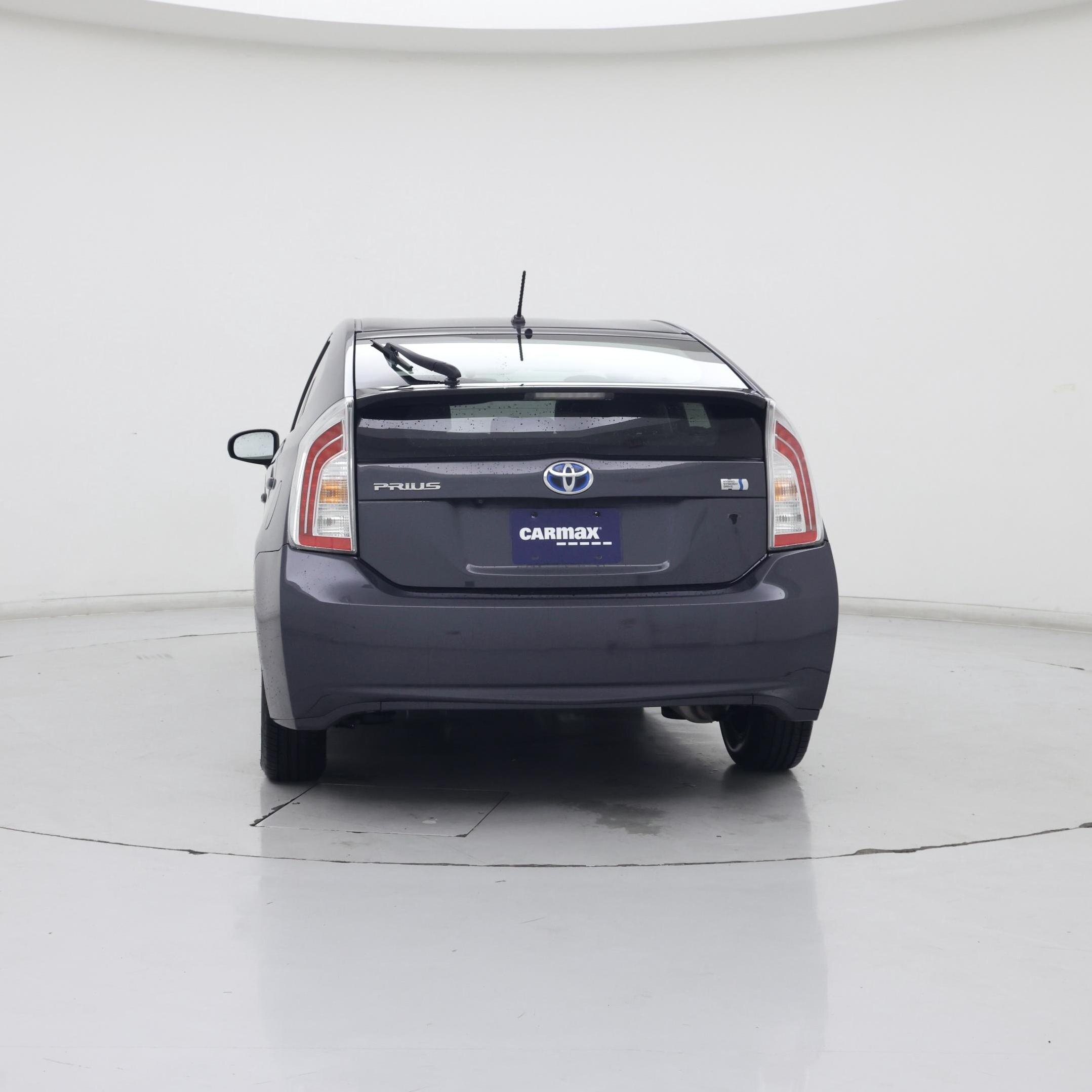 Thumbnail: 2015 Toyota Prius - 6