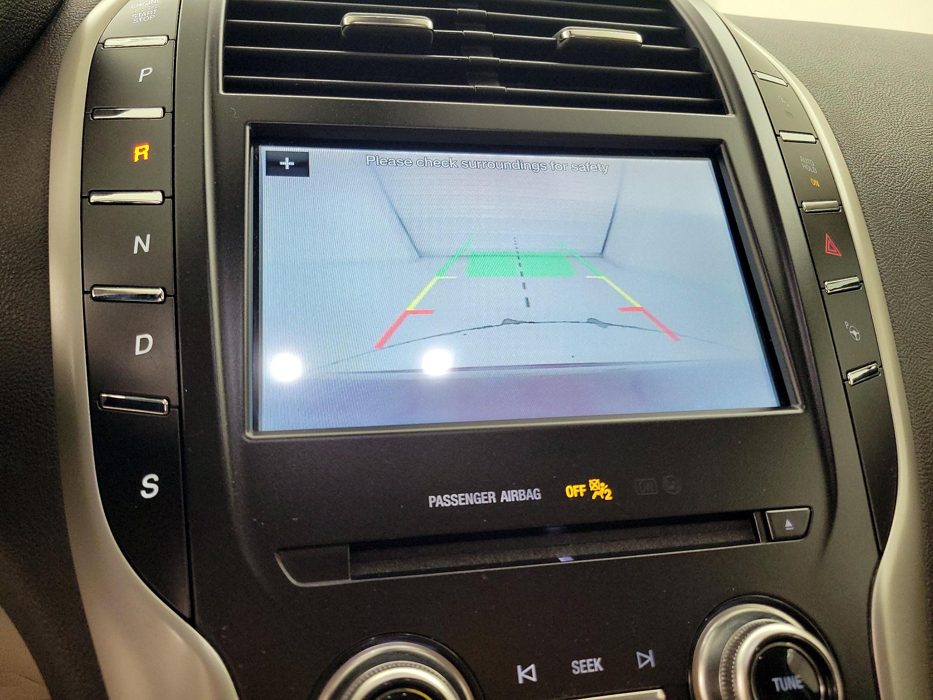 Thumbnail: 2019 Lincoln MKC - 15