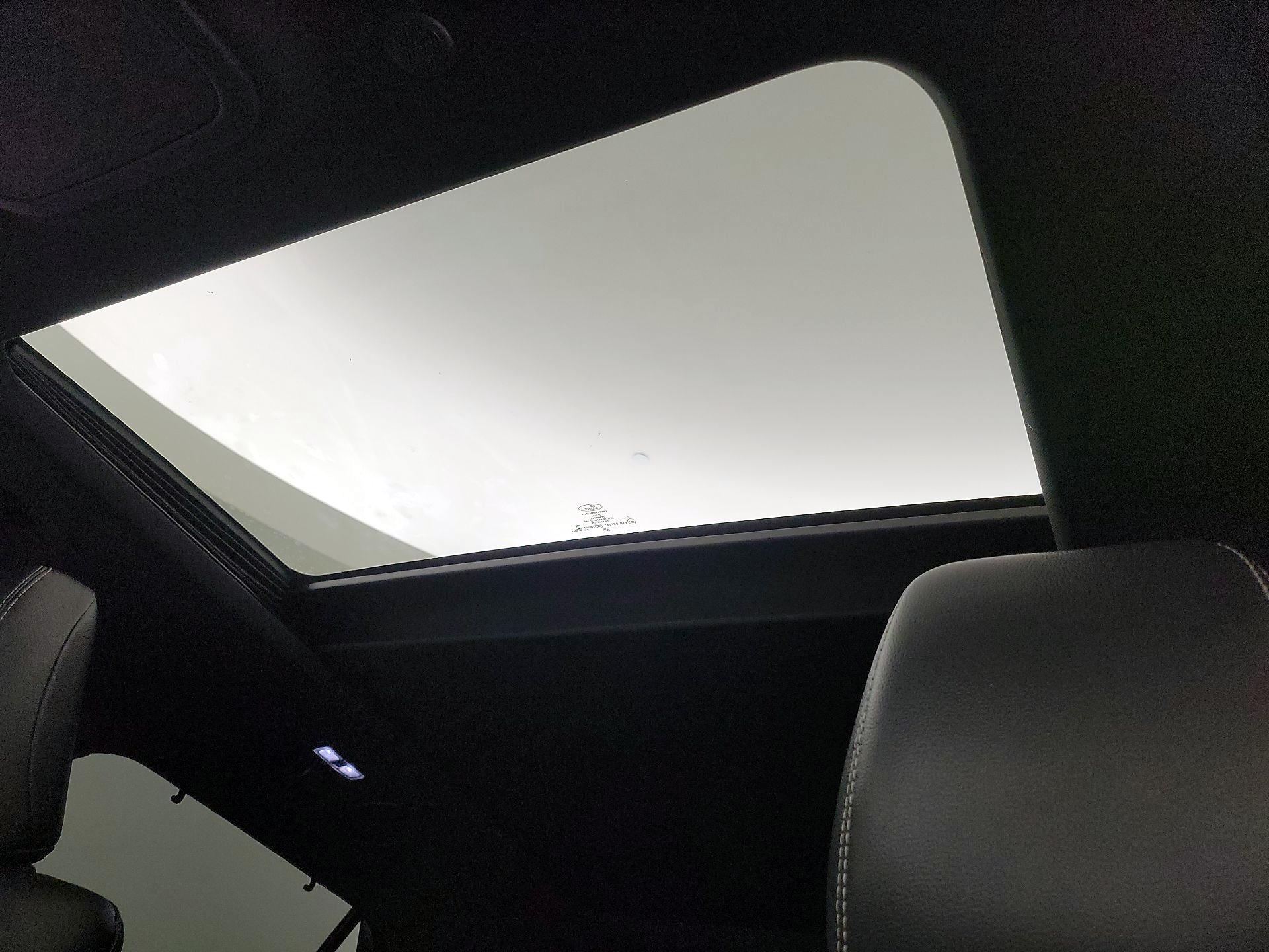 Thumbnail: 2020 Ford Explorer - 20