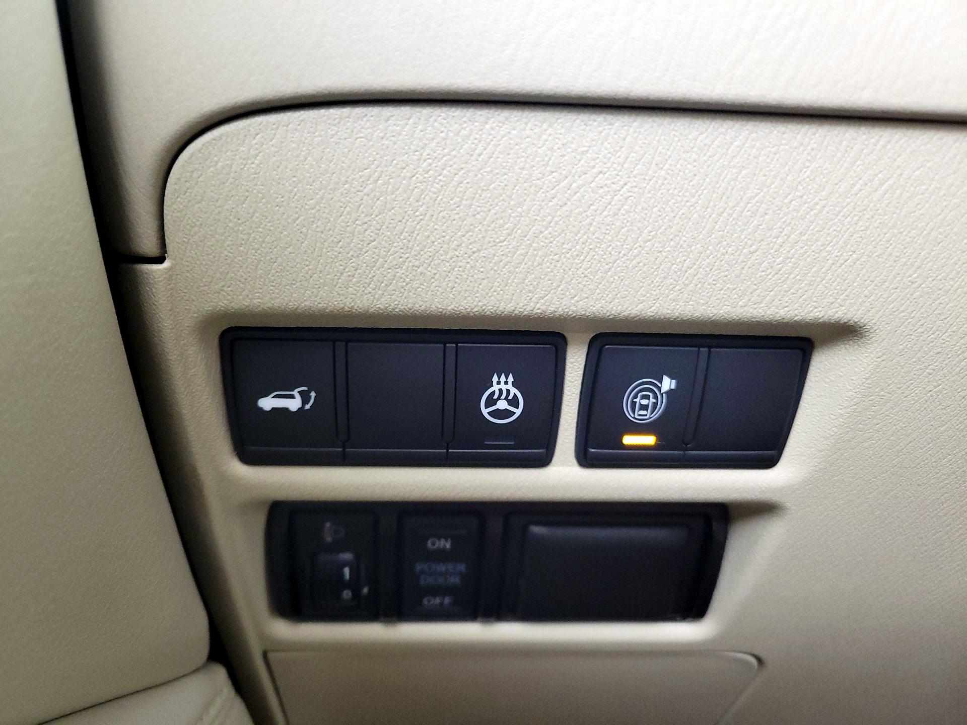 Thumbnail: 2018 INFINITI QX80 - 13