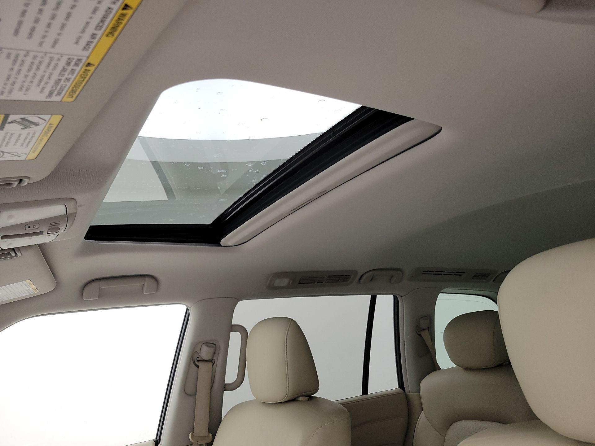 Thumbnail: 2018 INFINITI QX80 - 20