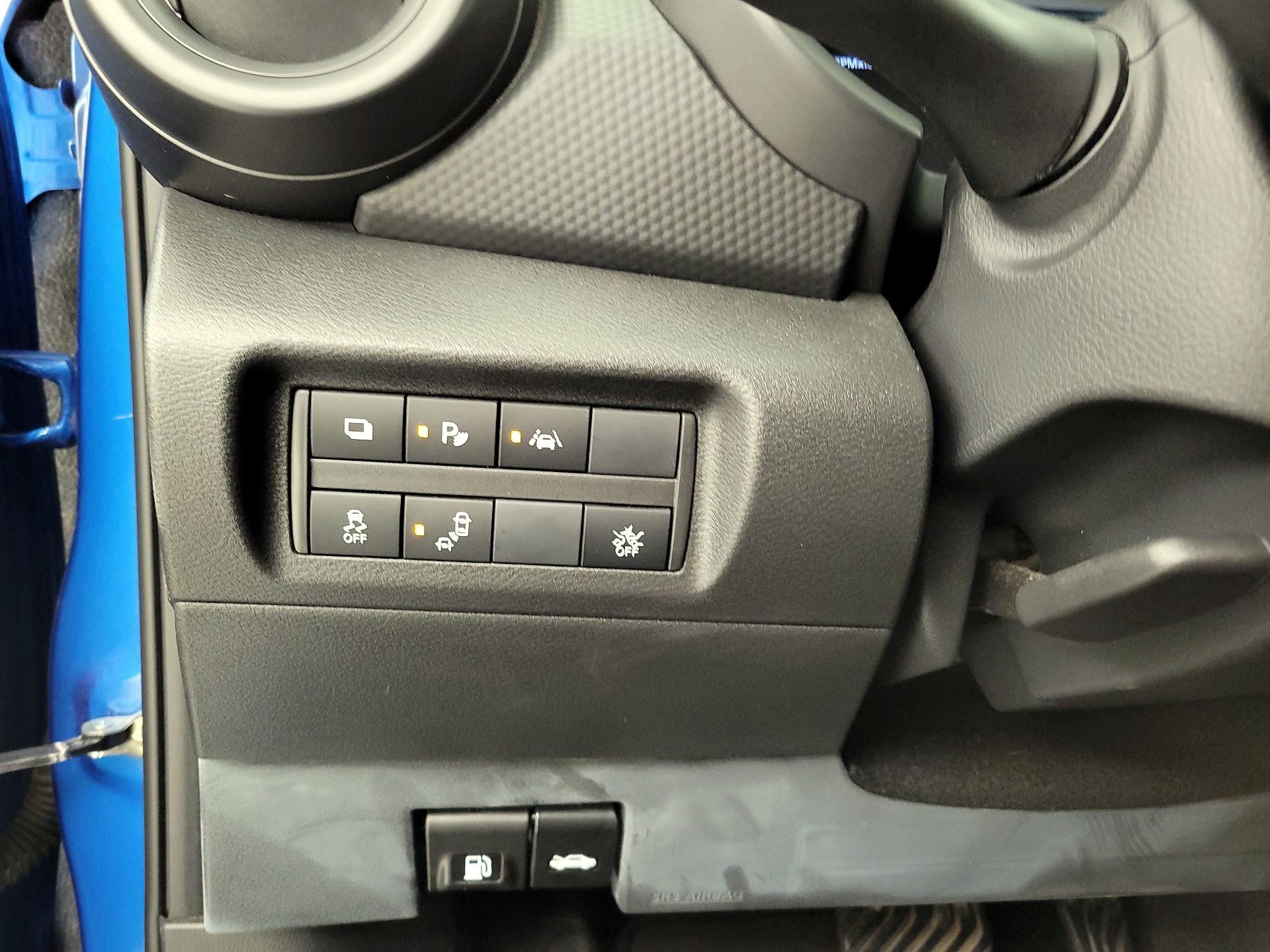 Thumbnail: 2024 Nissan Kicks - 13