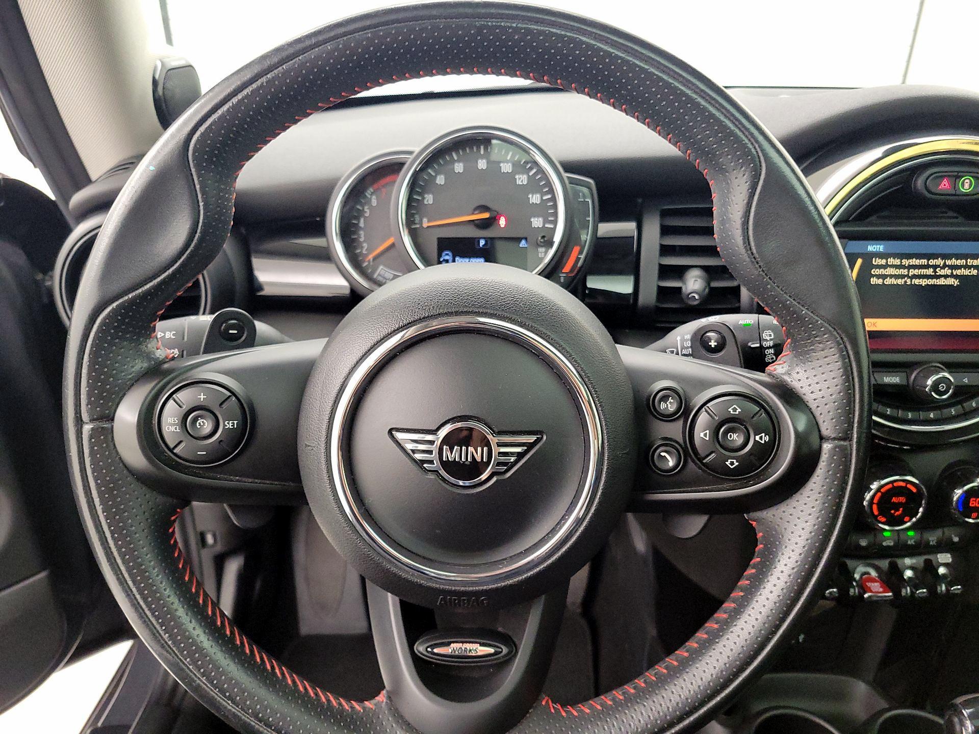 Thumbnail: 2020 MINI Cooper Hardtop - 10