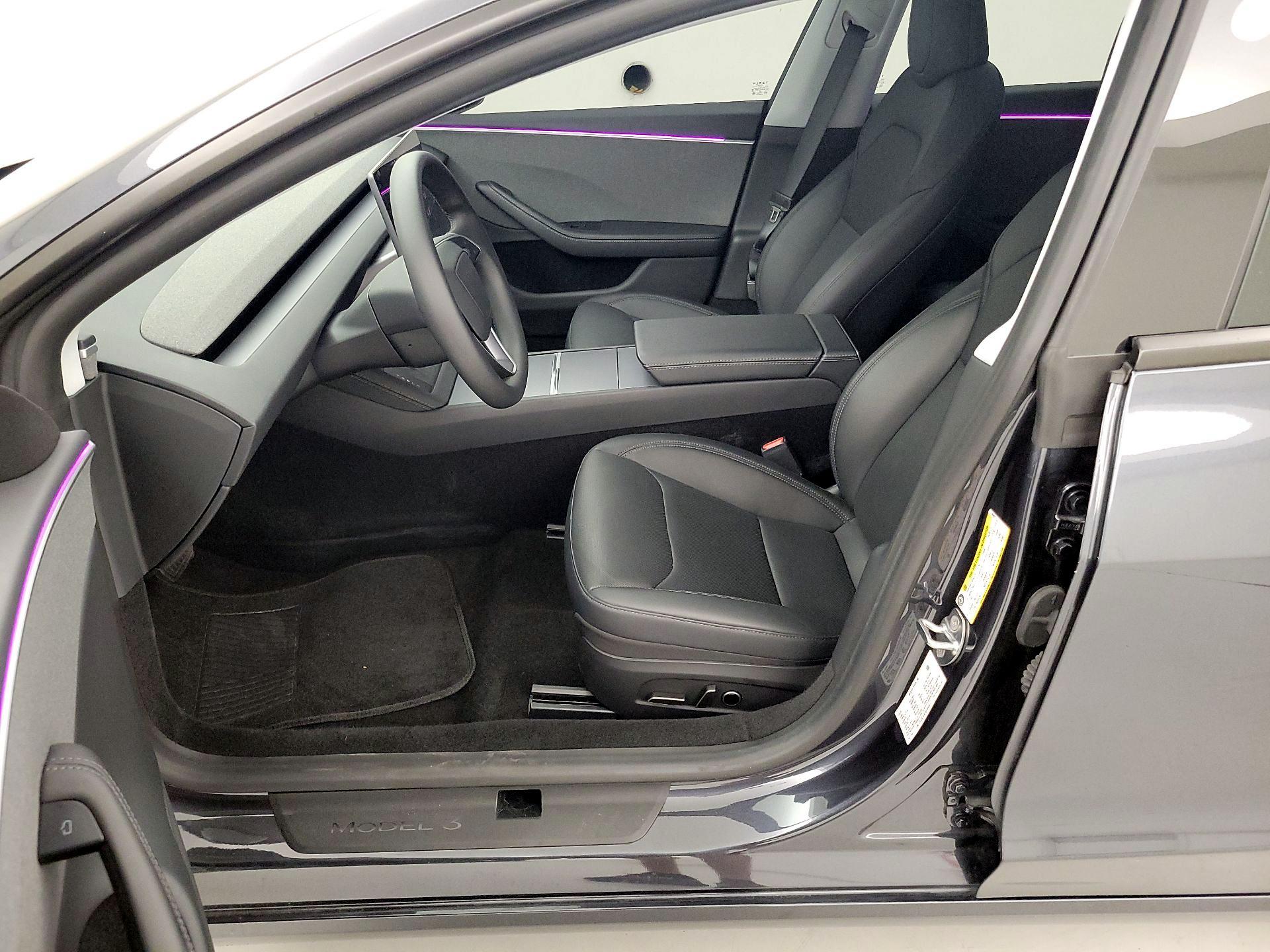 Thumbnail: 2025 Tesla Model 3 - 11