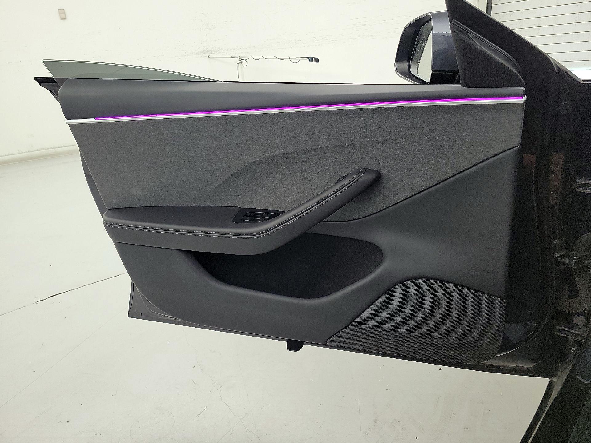 Thumbnail: 2025 Tesla Model 3 - 12