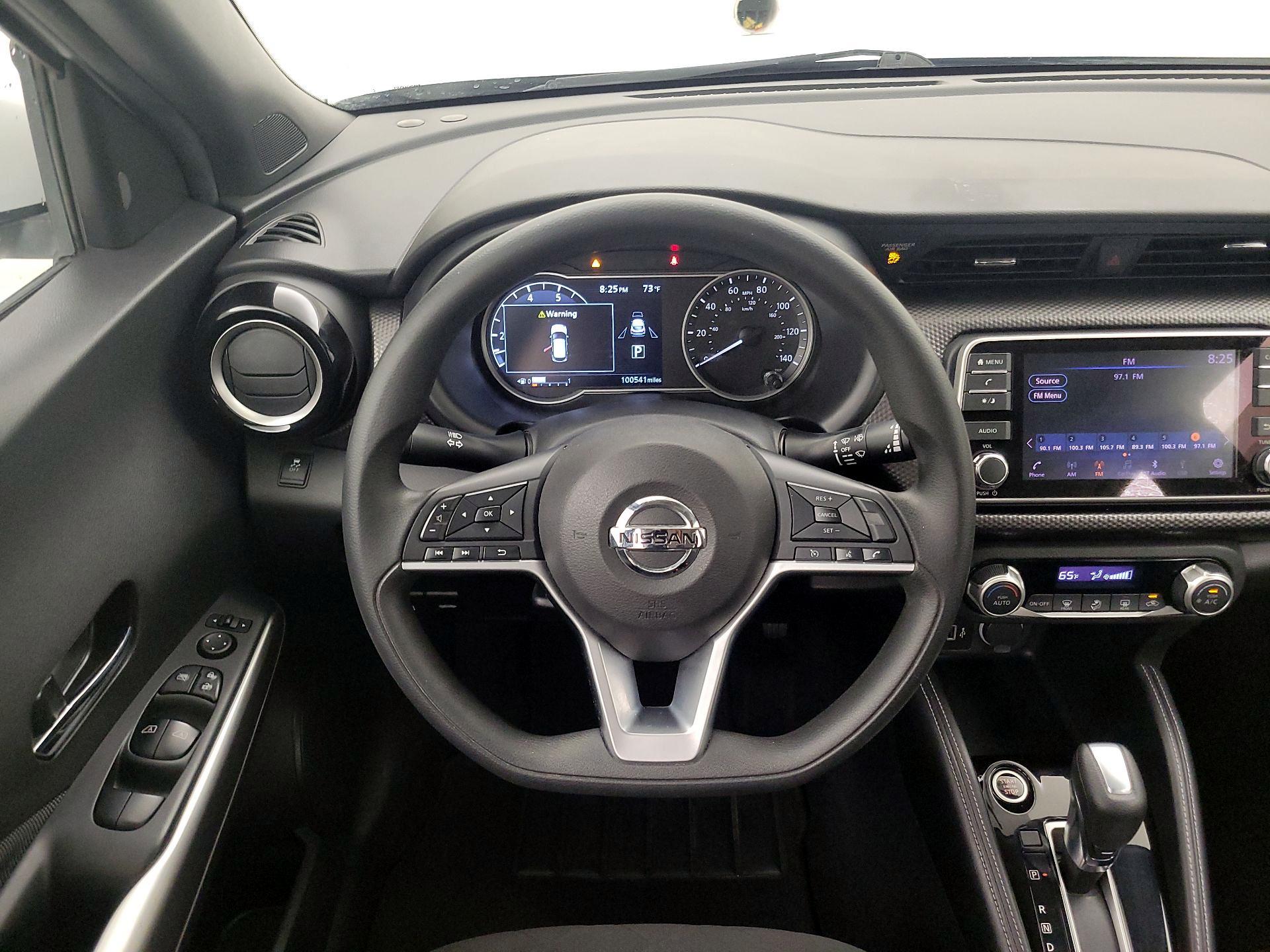 Thumbnail: 2018 Nissan Kicks - 10