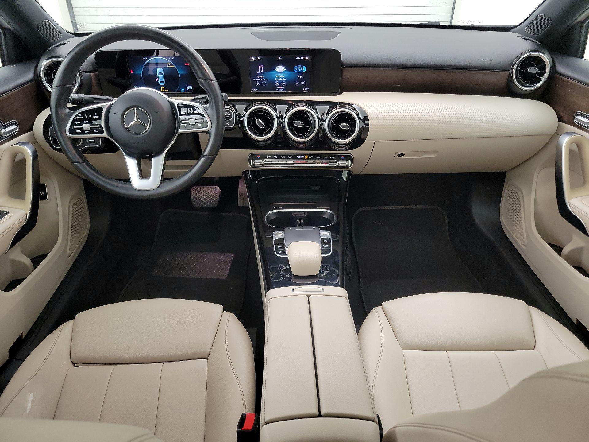 Thumbnail: 2019 Mercedes-Benz A-Class - 9