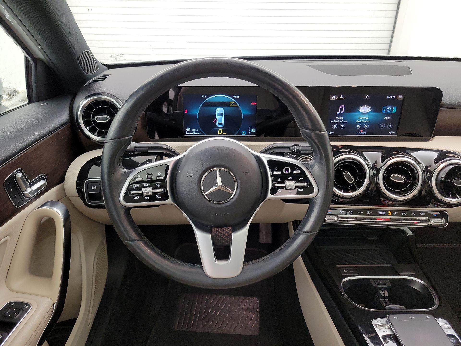 Thumbnail: 2019 Mercedes-Benz A-Class - 10