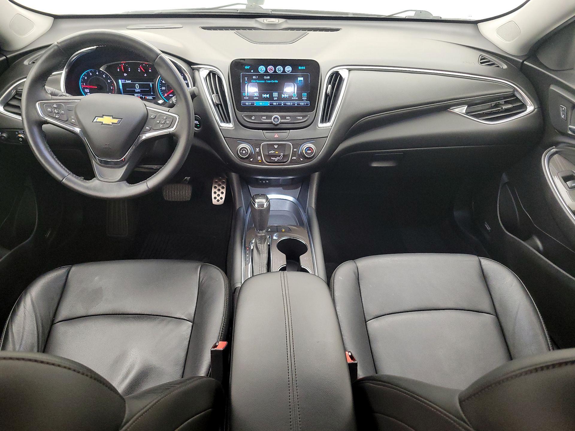 Thumbnail: 2016 Chevrolet Malibu - 9