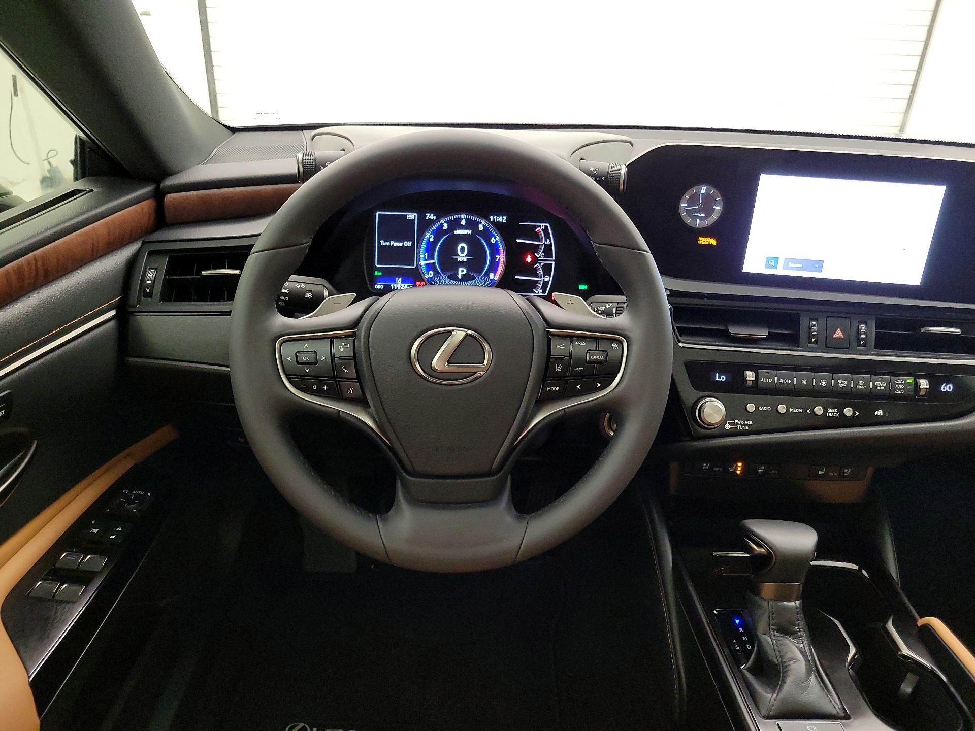 Thumbnail: 2023 Lexus ES - 10