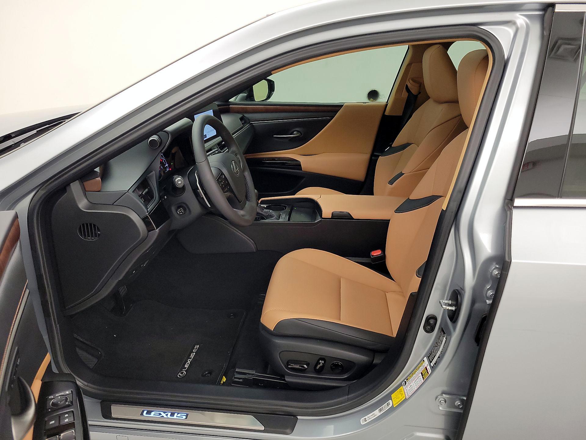 Thumbnail: 2023 Lexus ES - 11